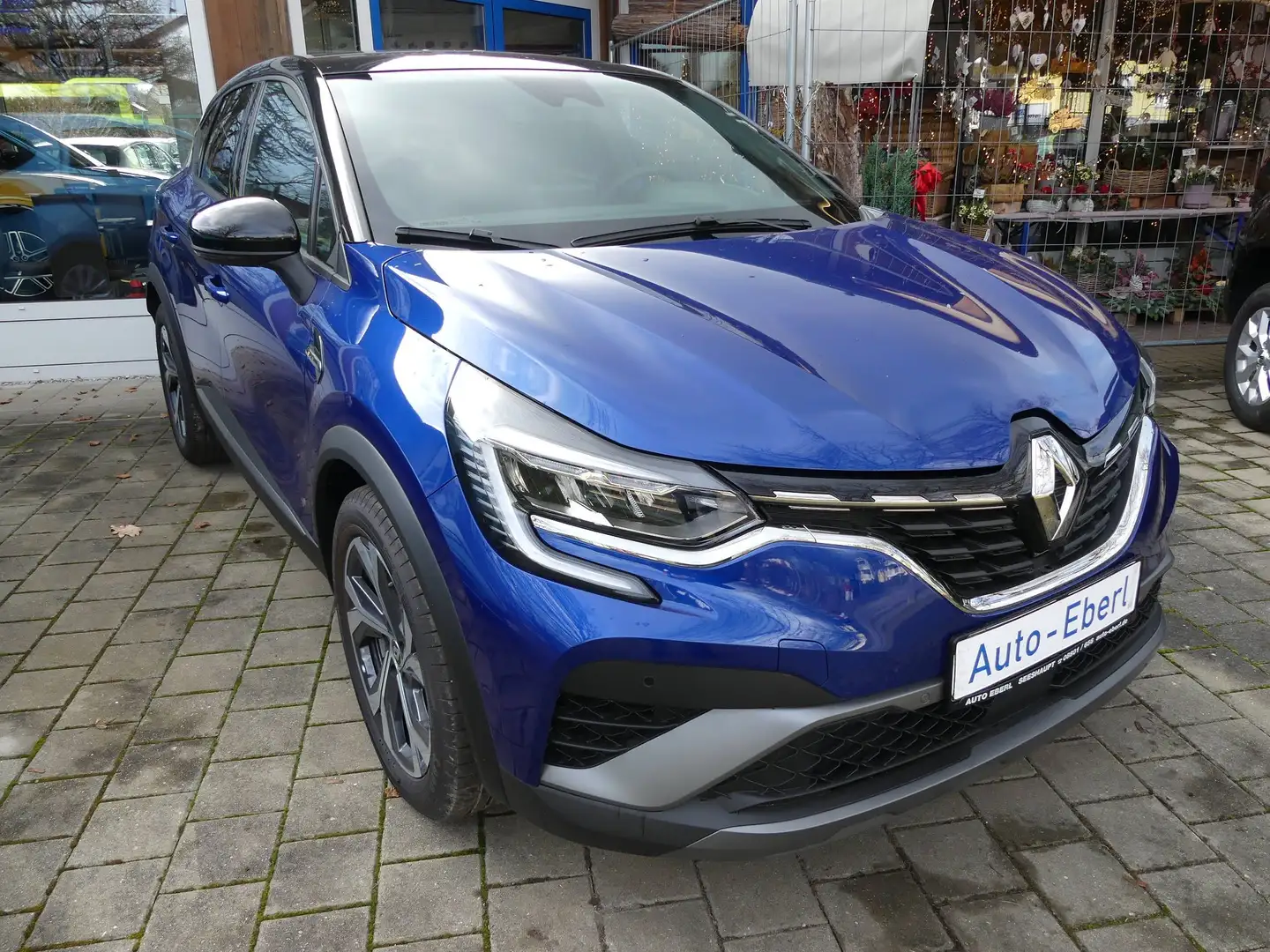 Renault Captur R.S. Line Blau - 2