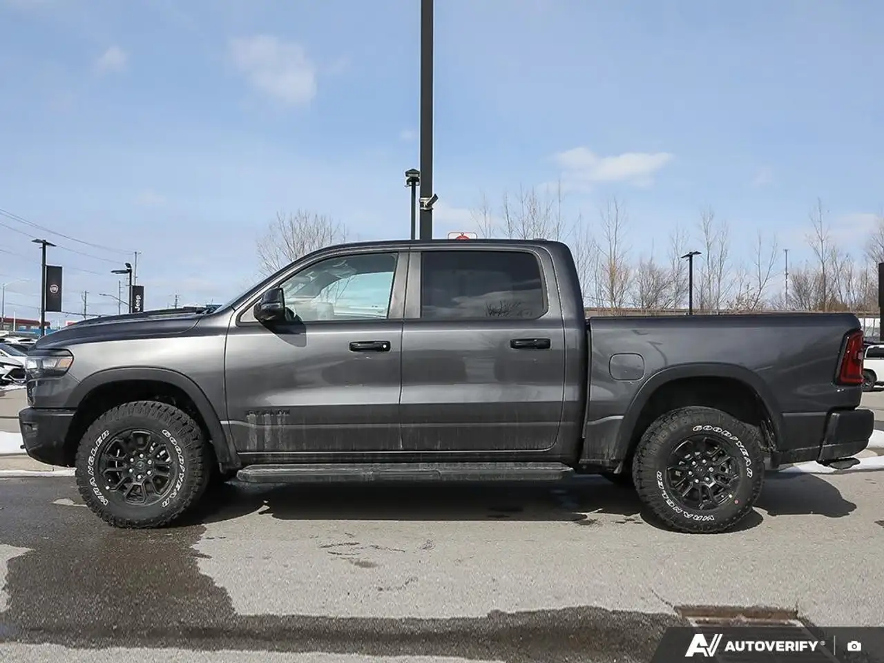 RAM 1500 снимка RAM 1500
