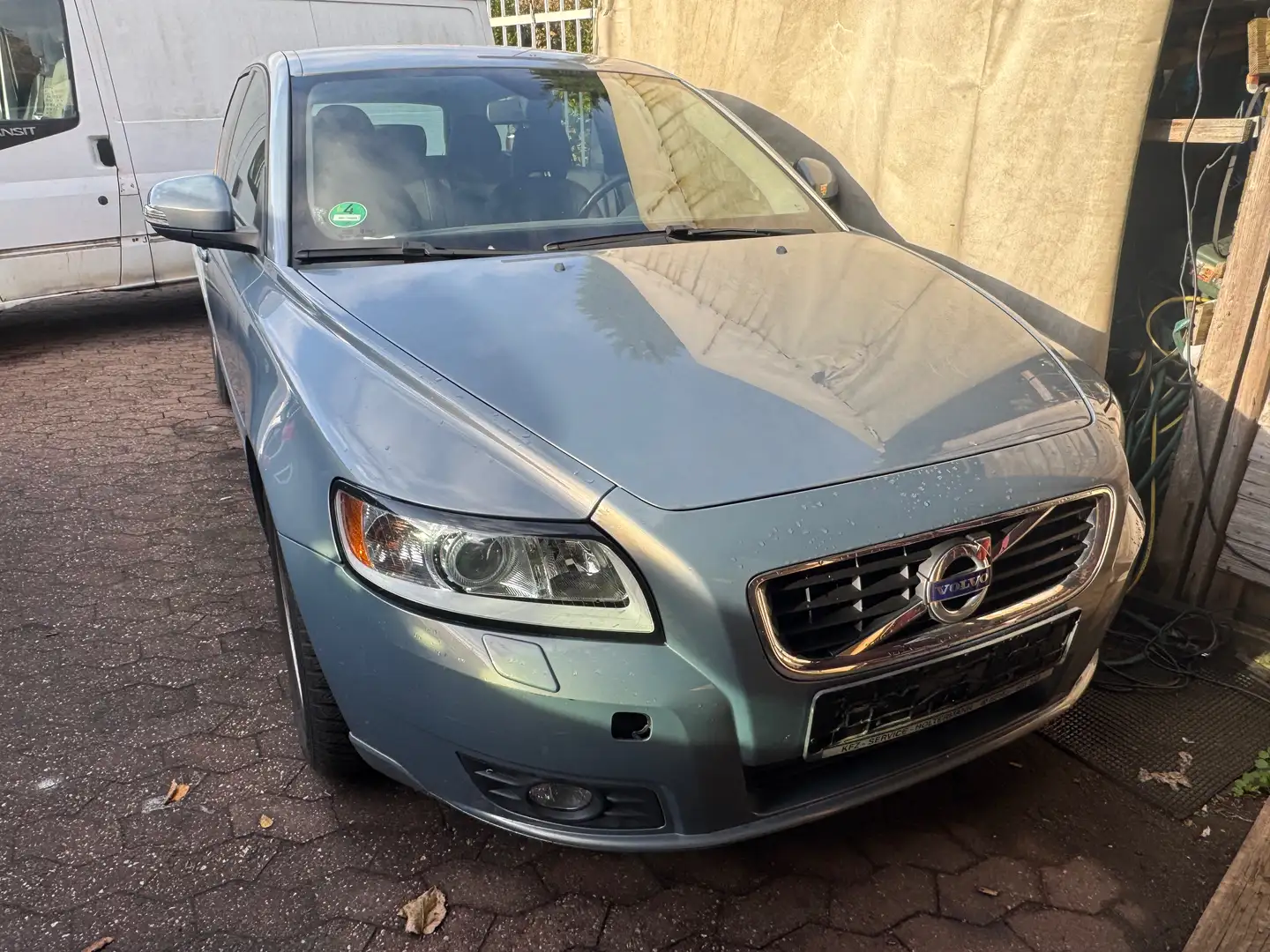Volvo V50 D2 Business Edition Blau - 1