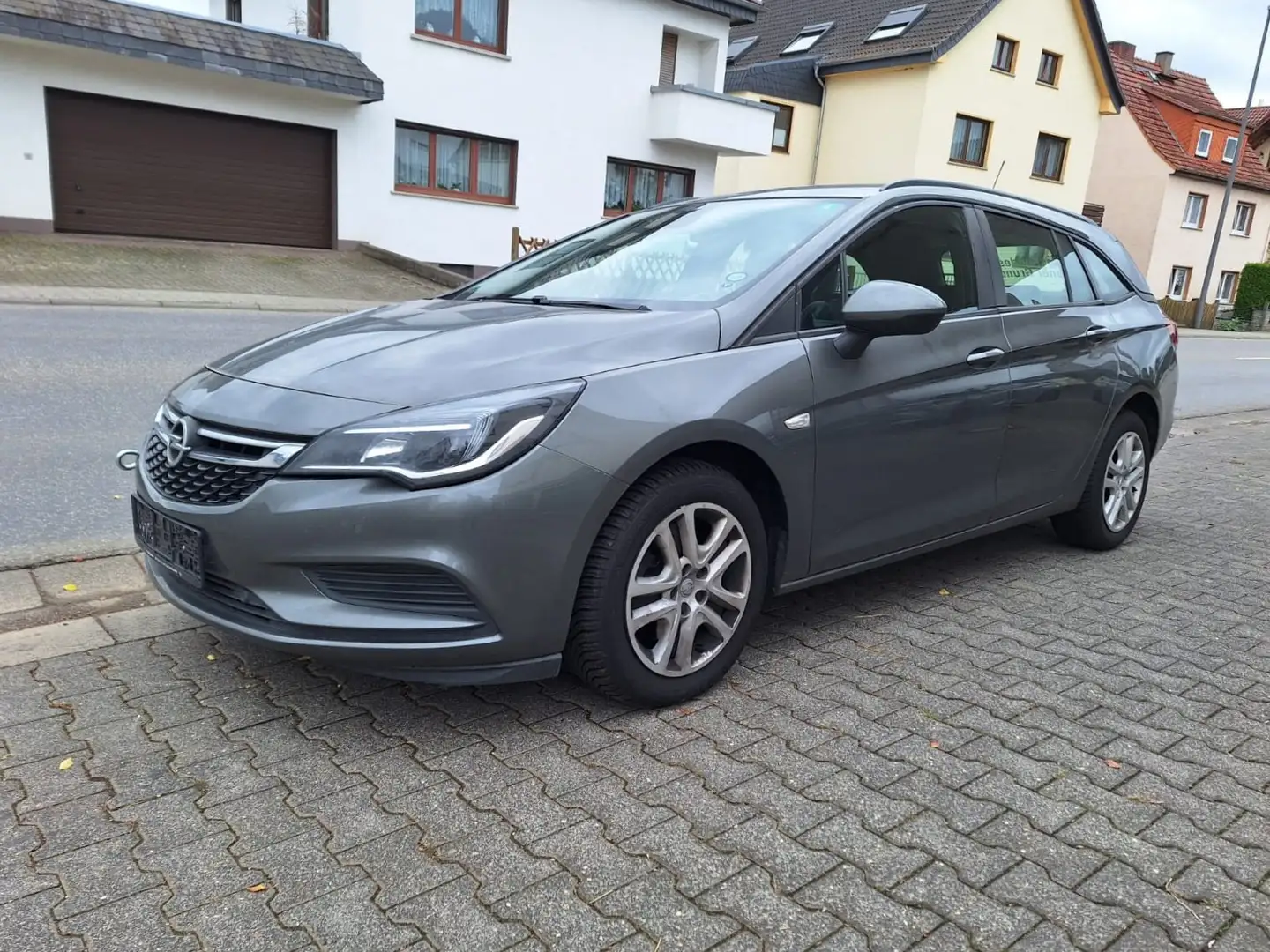 Opel Astra Edition Start/Stop 1.Hand Klimaanlage/Tüv 03-26 Gris - 1