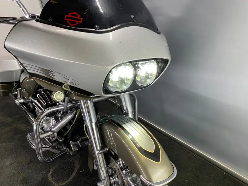 Harley-Davidson Road Glide - foto 7