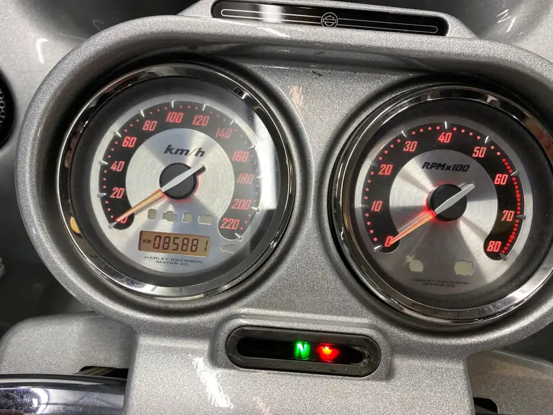 Harley-Davidson Road Glide - foto 5