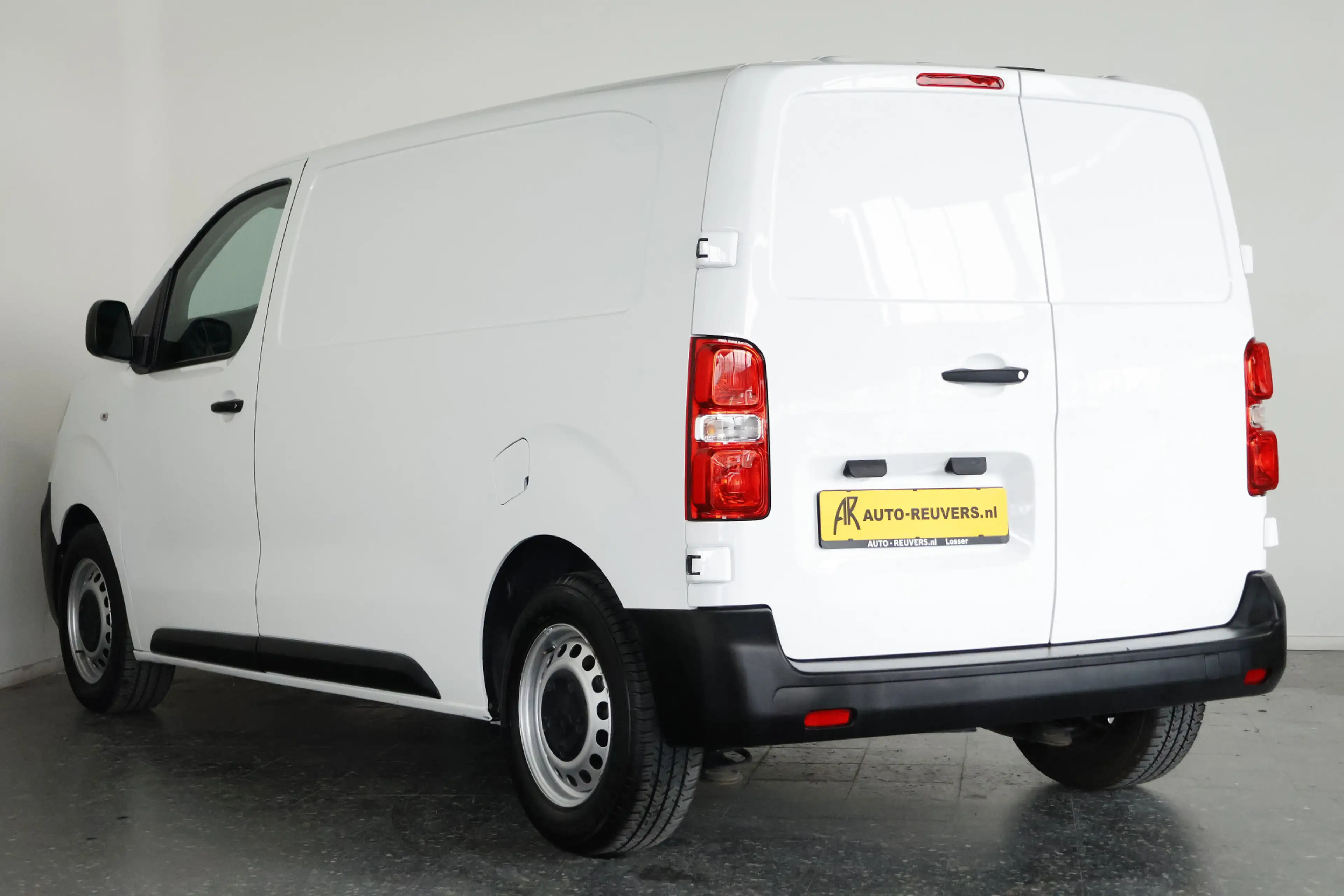 Peugeot Expert 2.0 BlueHDI 145 Standard Premium / Automaat / Crui — photo 5
