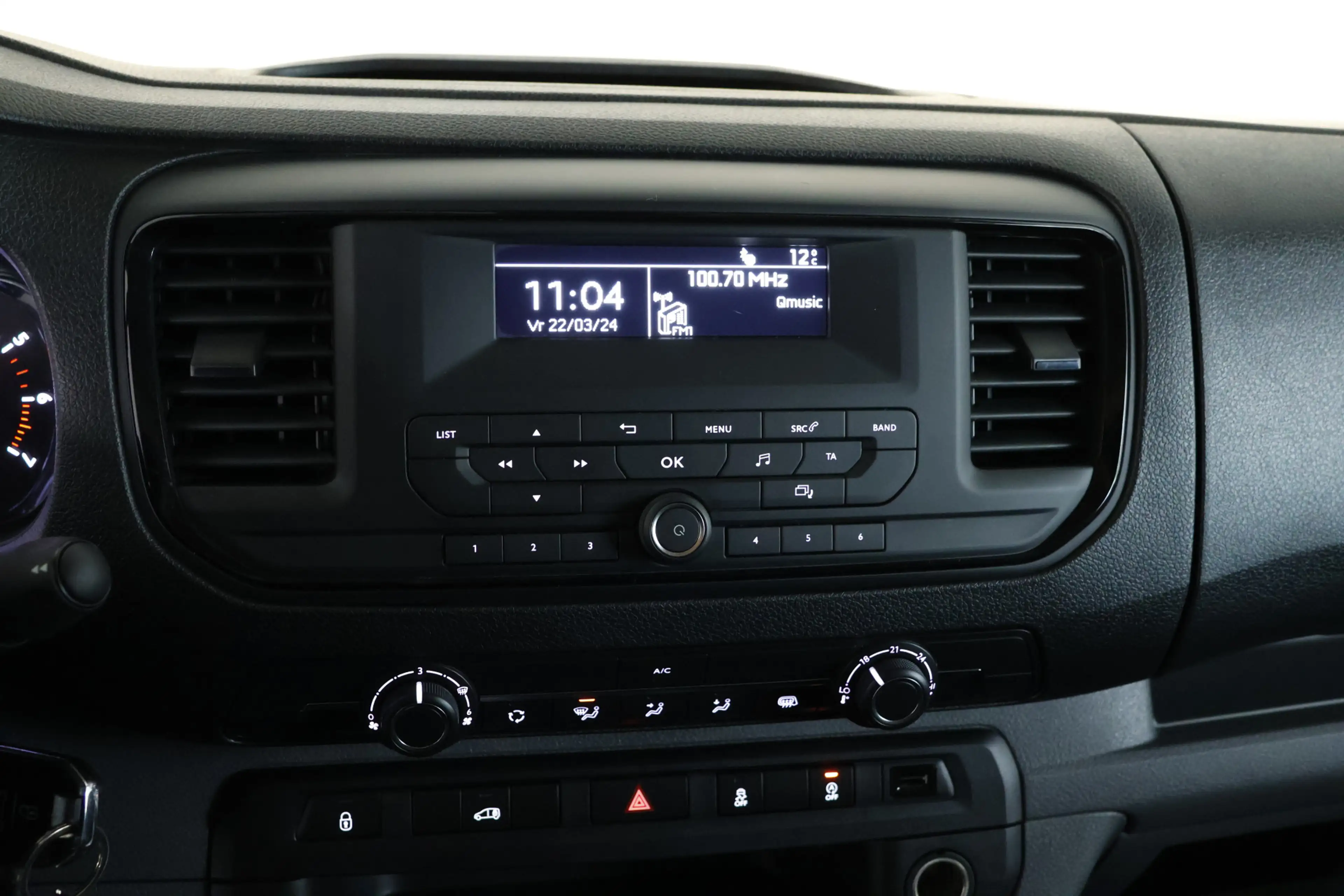 Peugeot Expert 2.0 BlueHDI 145 Standard Premium / Automaat / Crui — photo 11