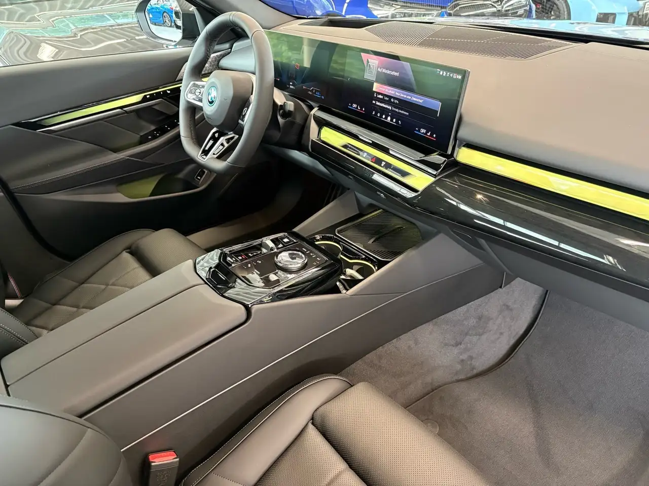 BMW 530 e MSportPro Memory 360° B/W DA Prof Pano 7
