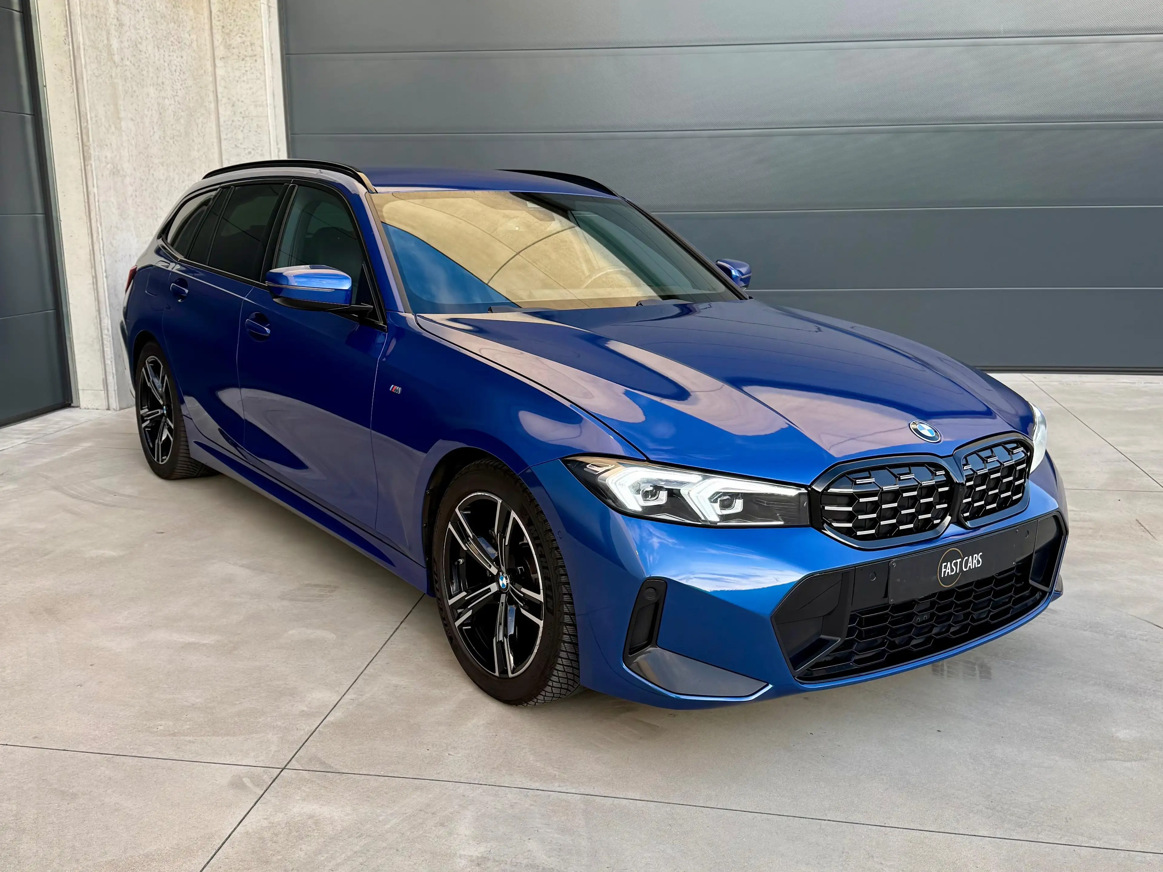 BMW 318 Touring 318 dA JOY Edition AdBlue — photo 2