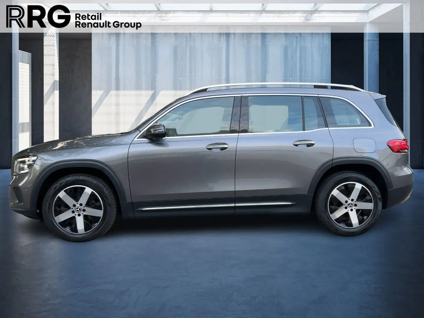 Mercedes-Benz GLB 250 Automatik LED Leder + Klima + Kamera + PDC Zwart - 2