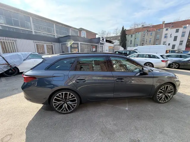 CUPRA Leon Sportstourer VZ 2.0 Automatik Kamera CarPlay 1.Han