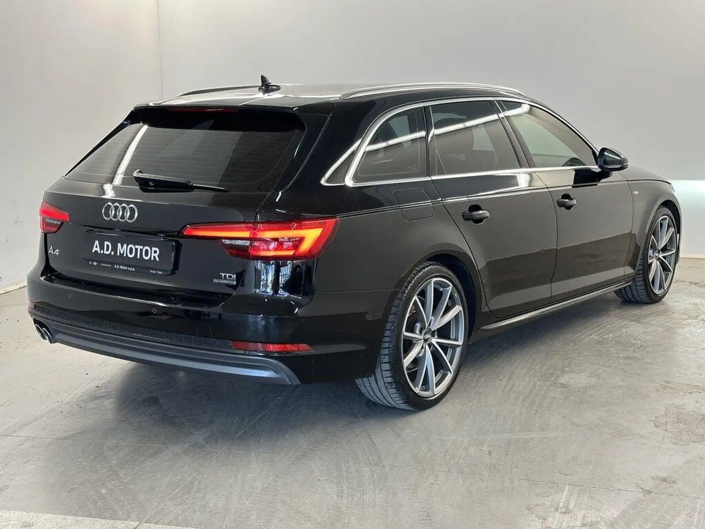 Audi A4 Avant 2.0 tdi Business Sport 190cv - 2