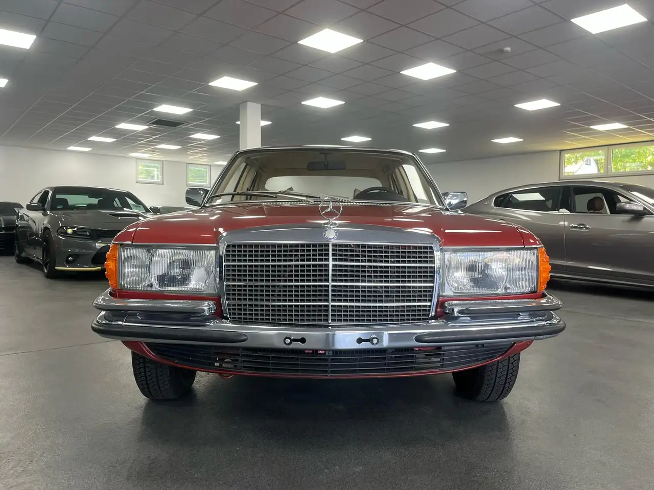 Mercedes-Benz 280 SE W116 Originallack/1. Hand/Schalter/Neuzustand, foto 5