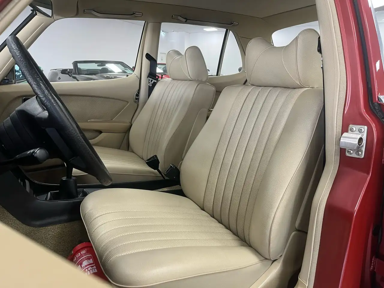Mercedes-Benz 280 SE W116 Originallack/1. Hand/Schalter/Neuzustand, foto 11