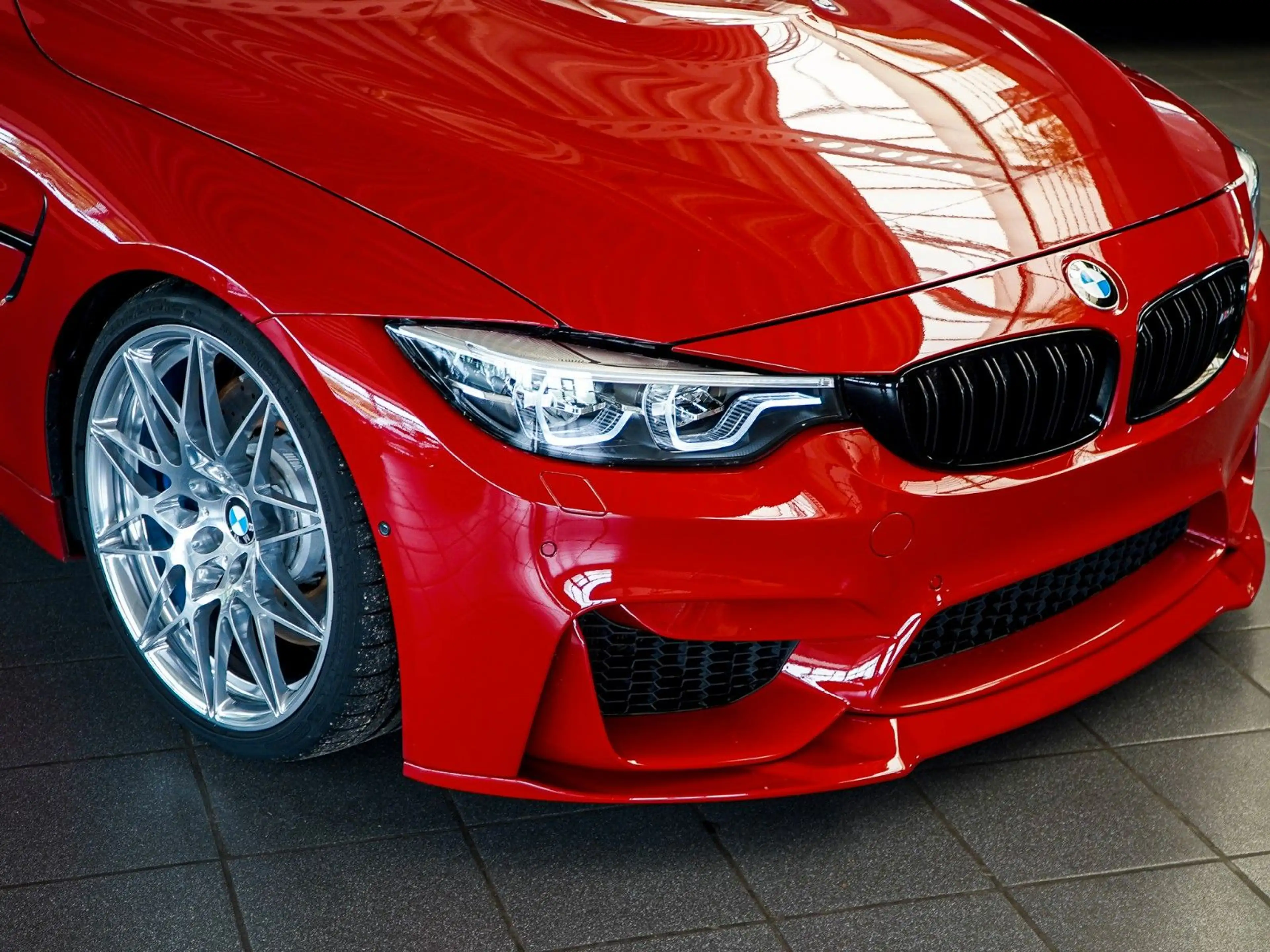 BMW M4 Coupe F82 PPF Individual M666 KW V4 CS — photo 3