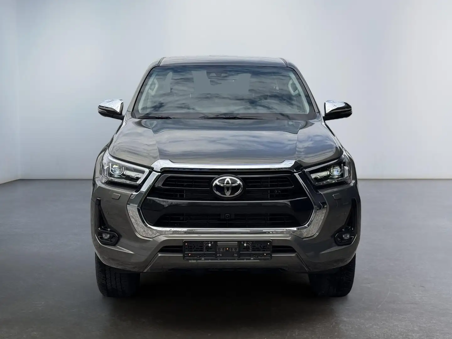 Toyota Hilux Executive Double Cab 4x4 AHK 360° 4 x Sitzheizu... Bronze - 2