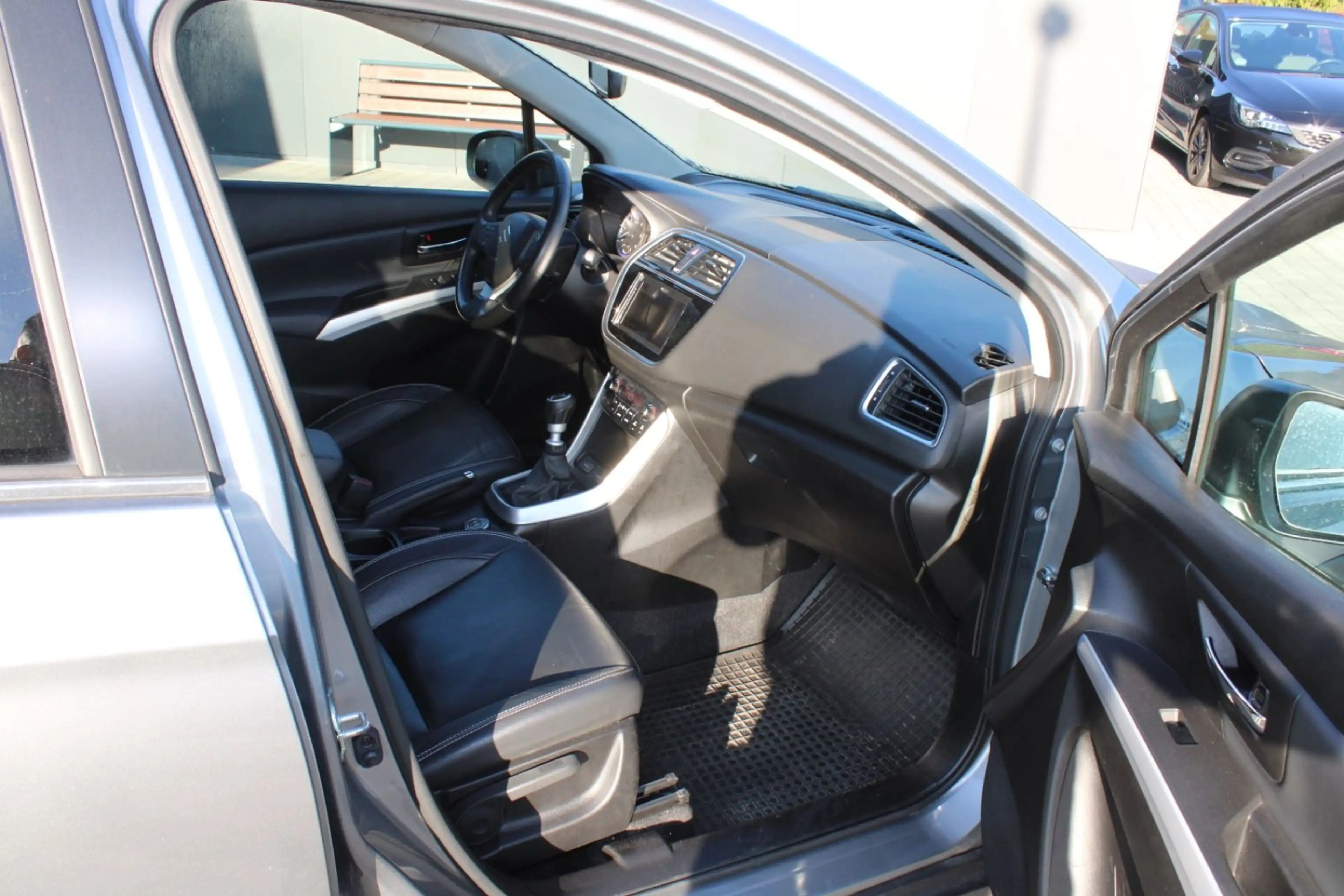 Suzuki SX4 S-Cross Comfort 4x4 *Leder*Top Zustand* — photo 10