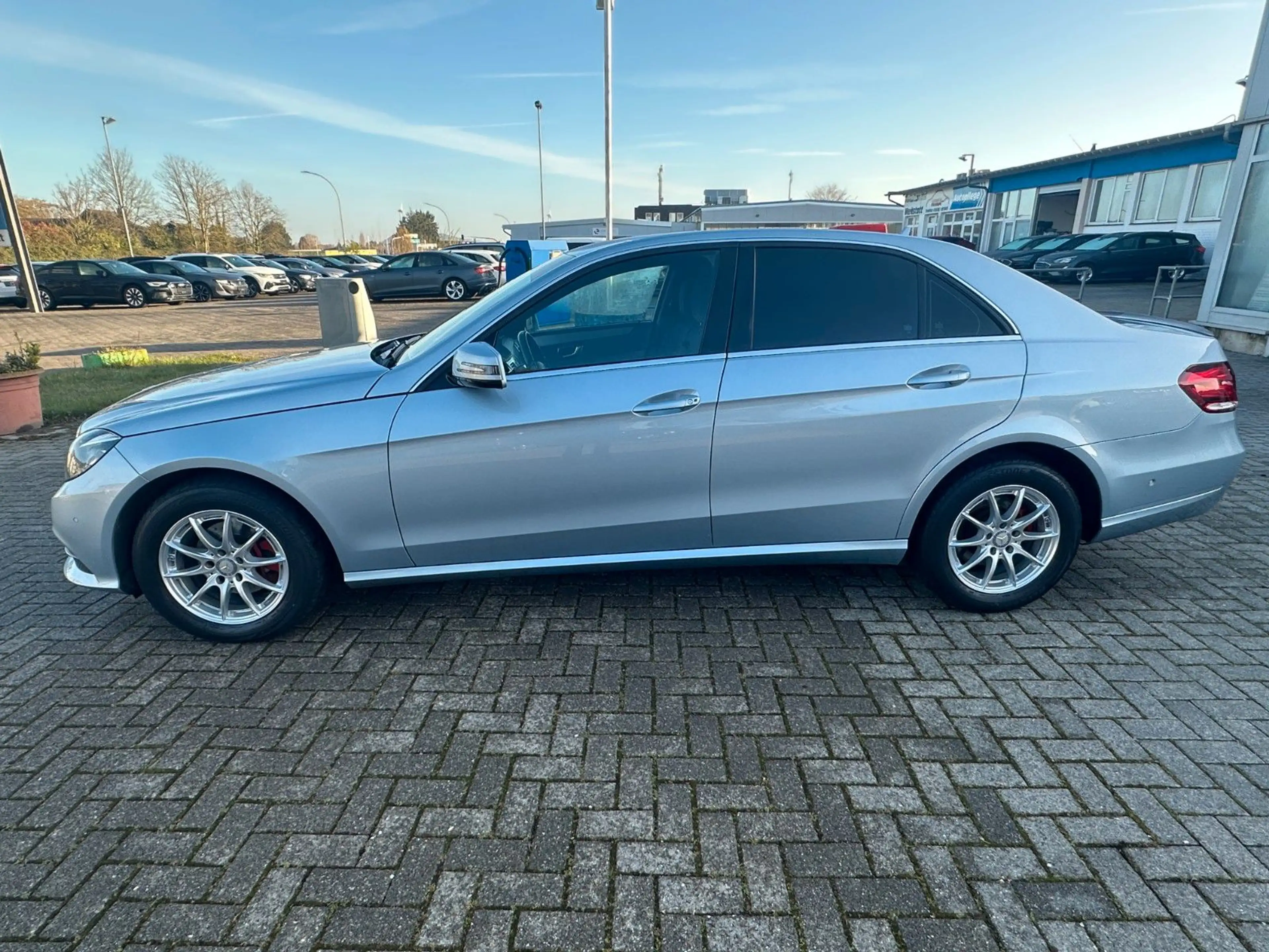Mercedes-Benz E 200 E Limousine E 200 CDI BlueEfficiency — photo 9