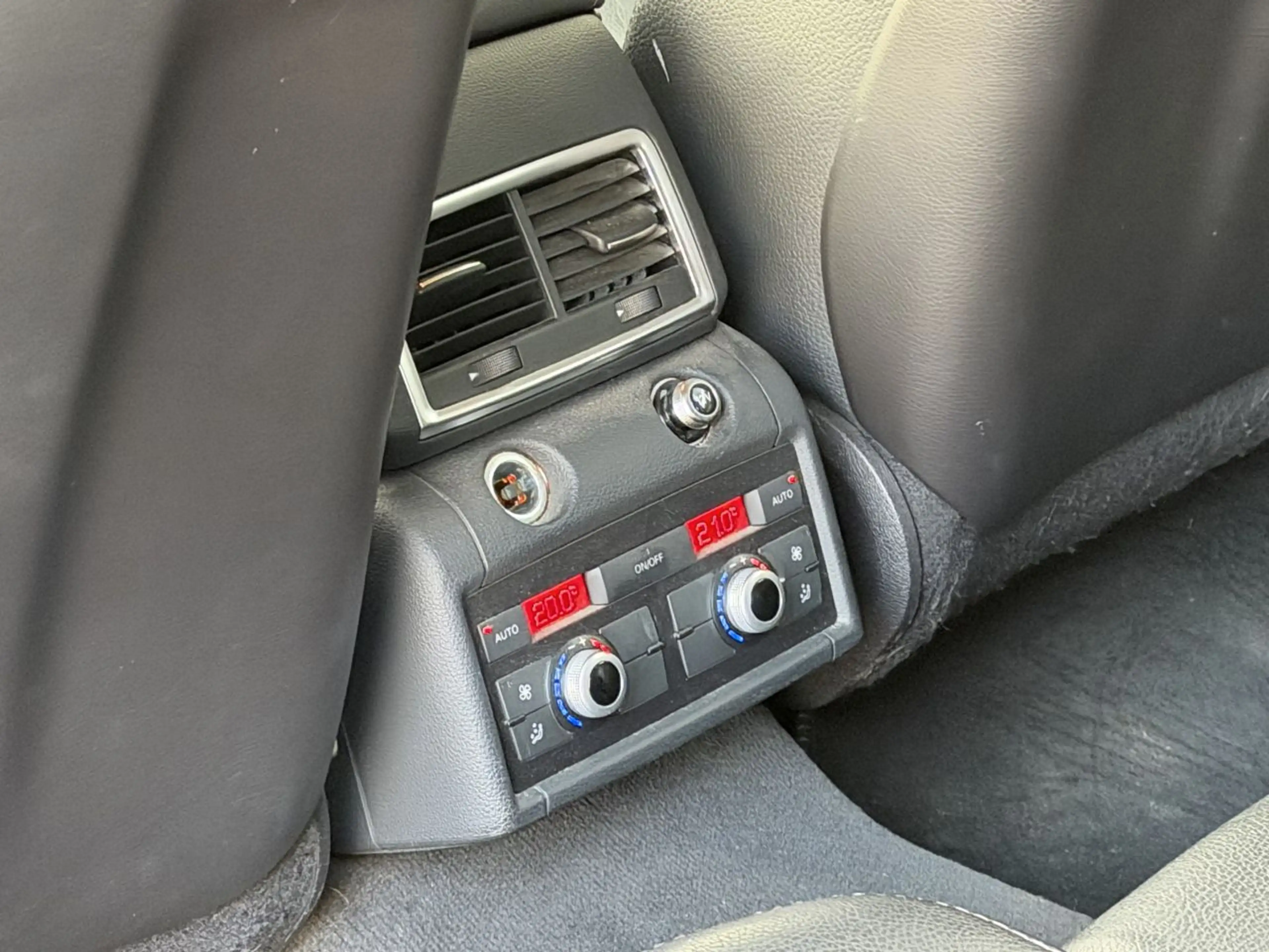 Audi Q7 3.0 TDI quattro Camera Xenon Leer — photo 14