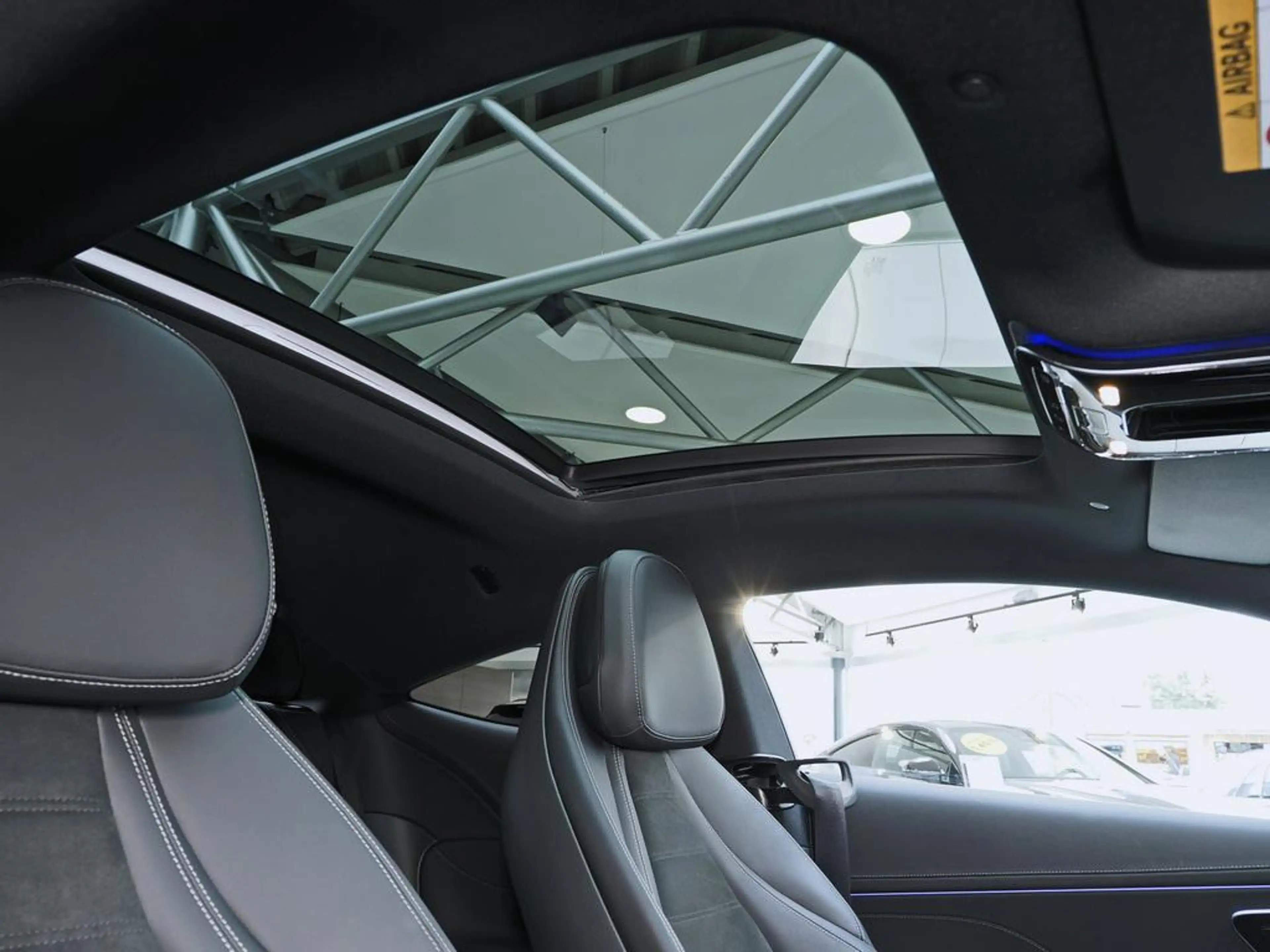 Mercedes-Benz CLE 200 COUPE AMG 19" AMG PANO WINTERPAKET MEMO — photo 15