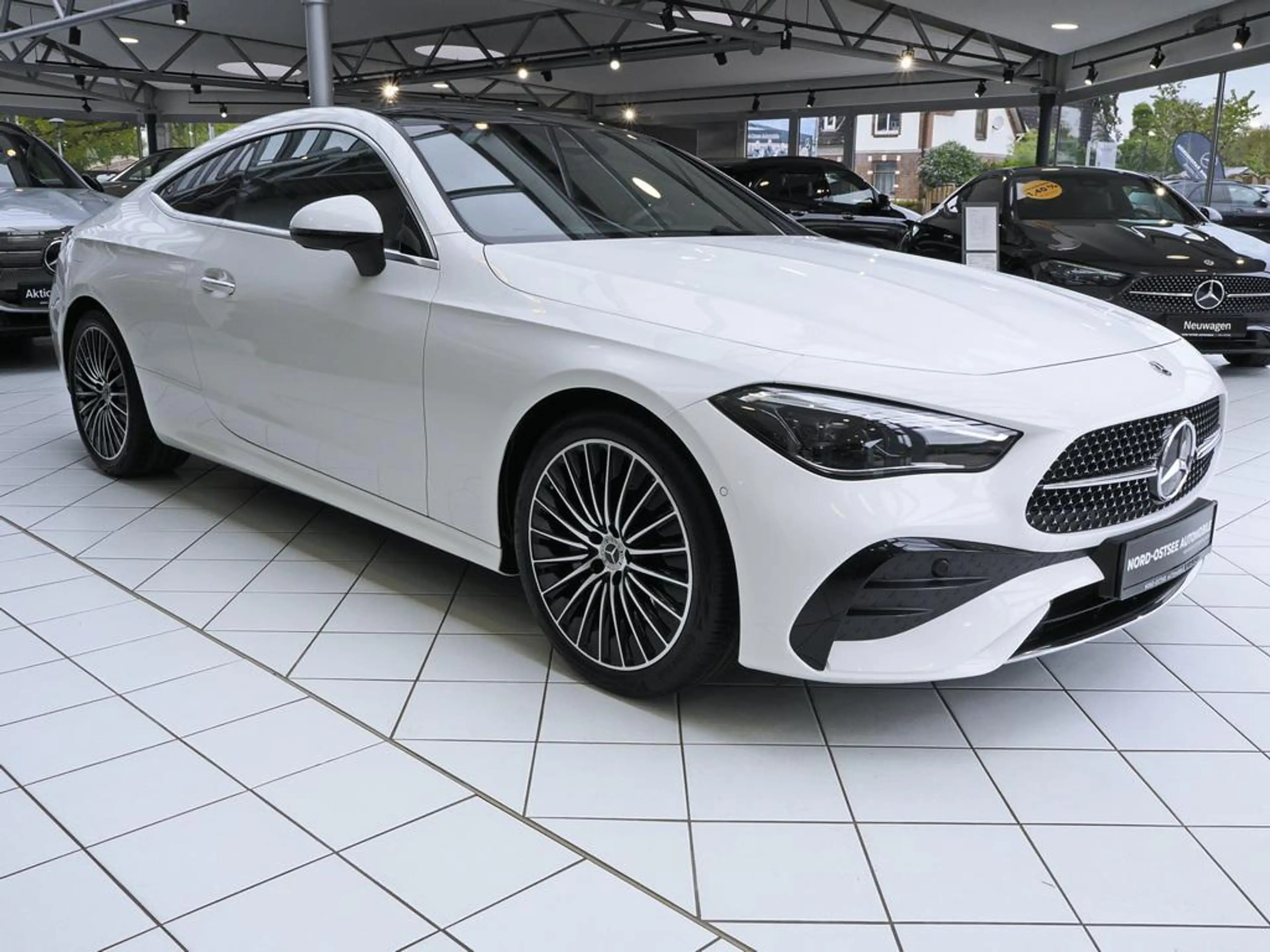 Mercedes-Benz CLE 200 COUPE AMG 19" AMG PANO WINTERPAKET MEMO — photo 5