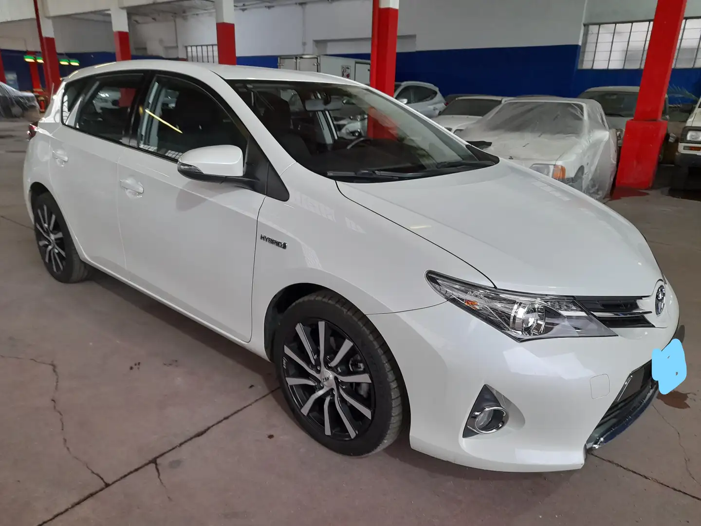 Toyota Auris 5p 1.8 hsd (active) Bianco - 1