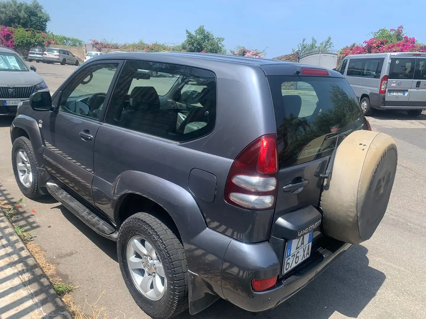 Toyota Land Cruiser Land Cruiser kdj125 3p 3.0 d-4d Executive auto Grijs - 2