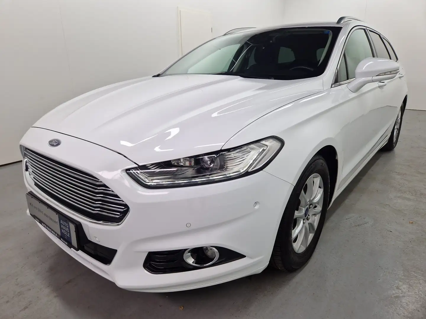 Ford Mondeo 2.0 TDCi Titanium Navi Parkassistent Blanc - 1