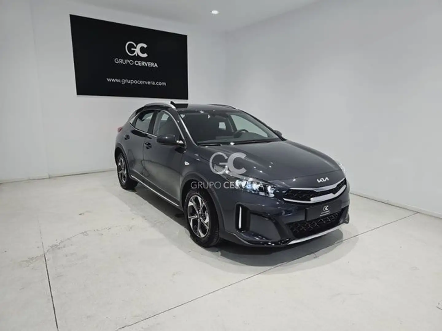 Kia XCeed 1.0 T-GDi Drive 115 Gris - 2