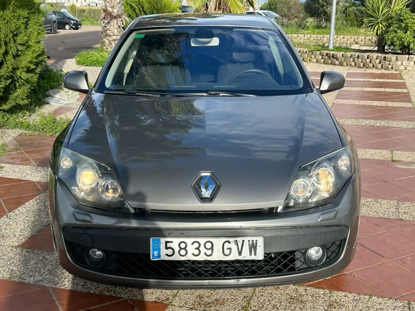 Renault Laguna 2.0dCi Dynamique Gris - 2