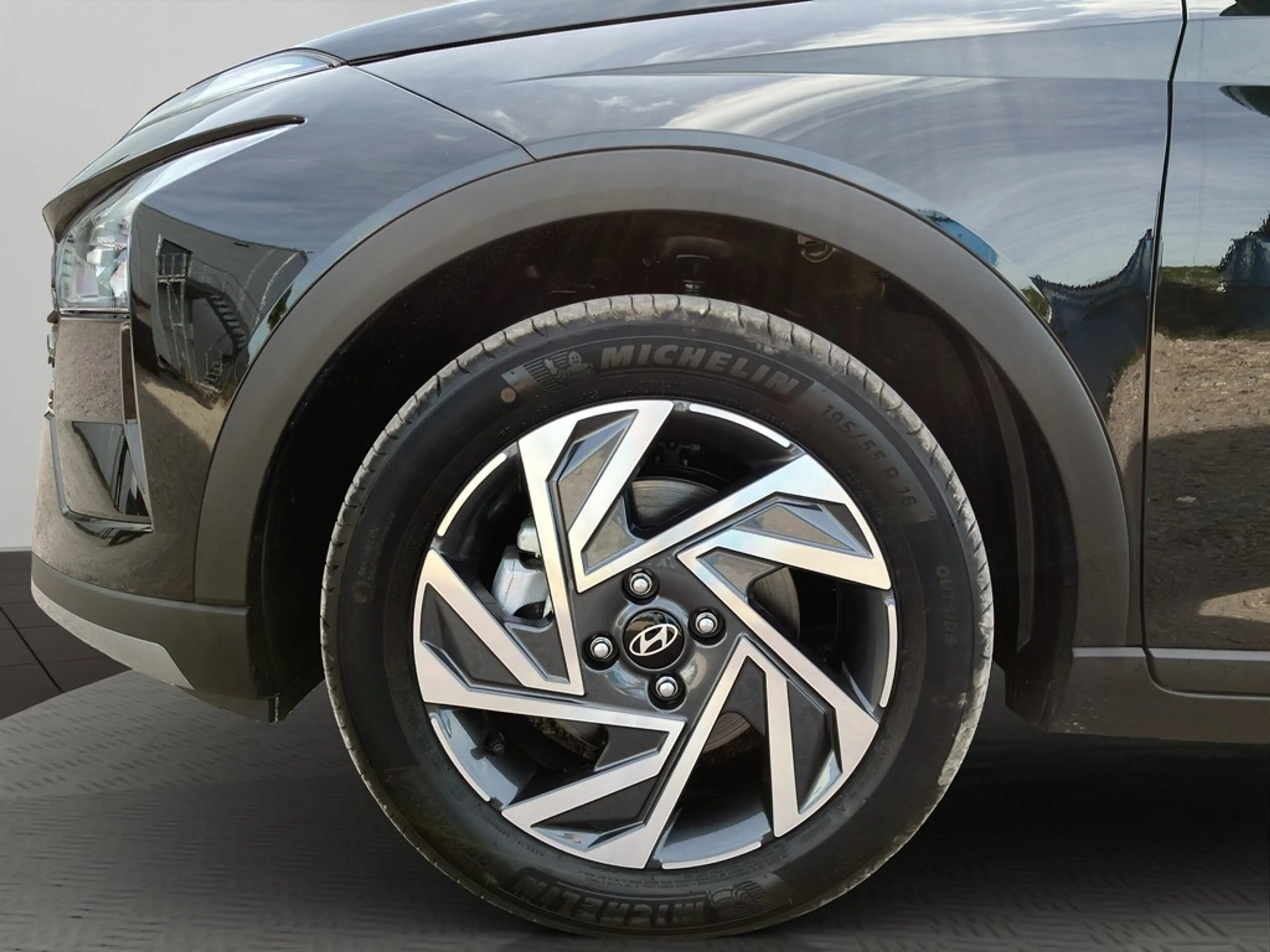 Hyundai BAYON 1.0 T-GDI Trend KOMFORTPAKET BOSE — photo 3
