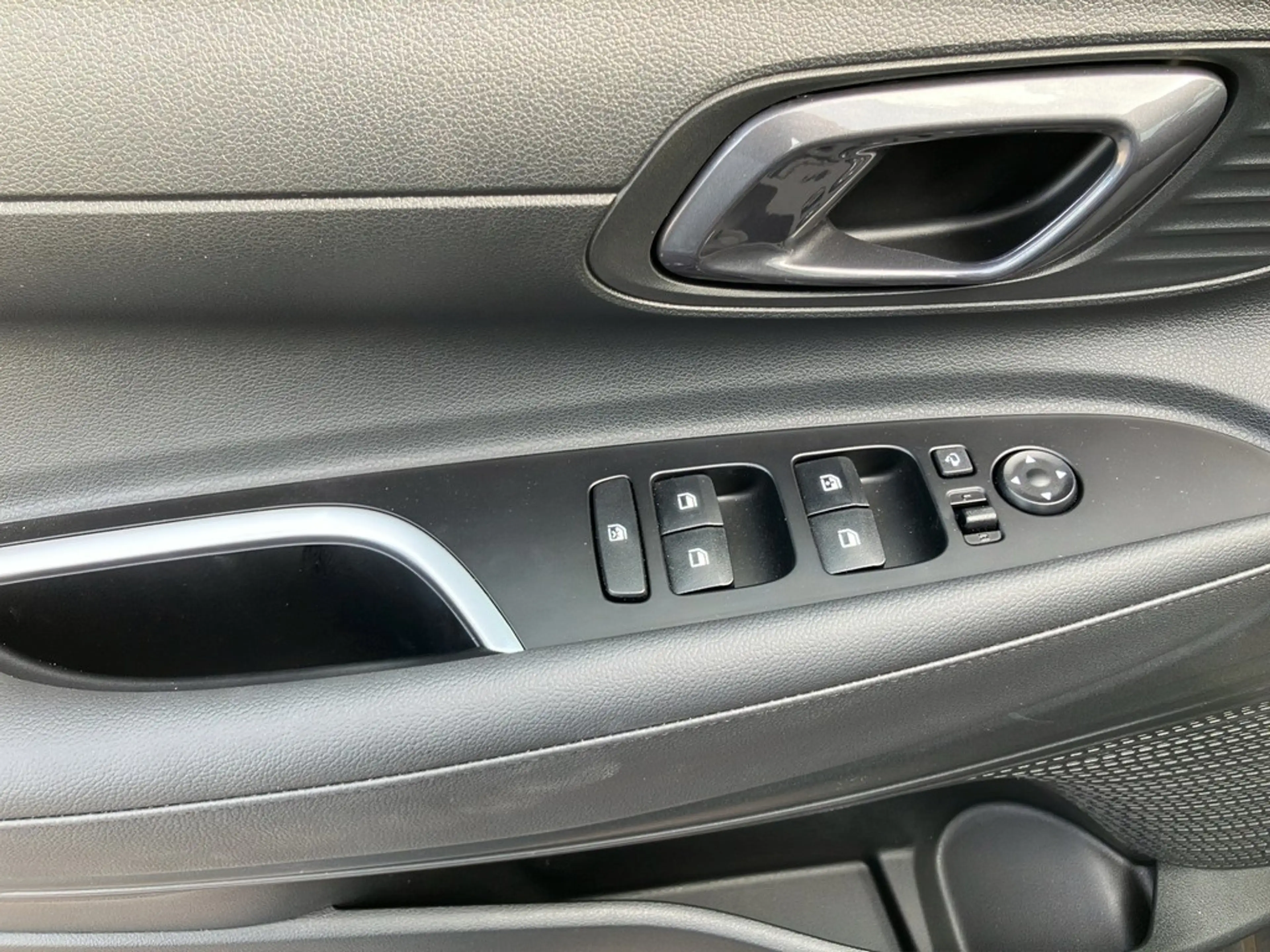 Hyundai BAYON 1.0 T-GDI Trend KOMFORTPAKET BOSE — photo 10