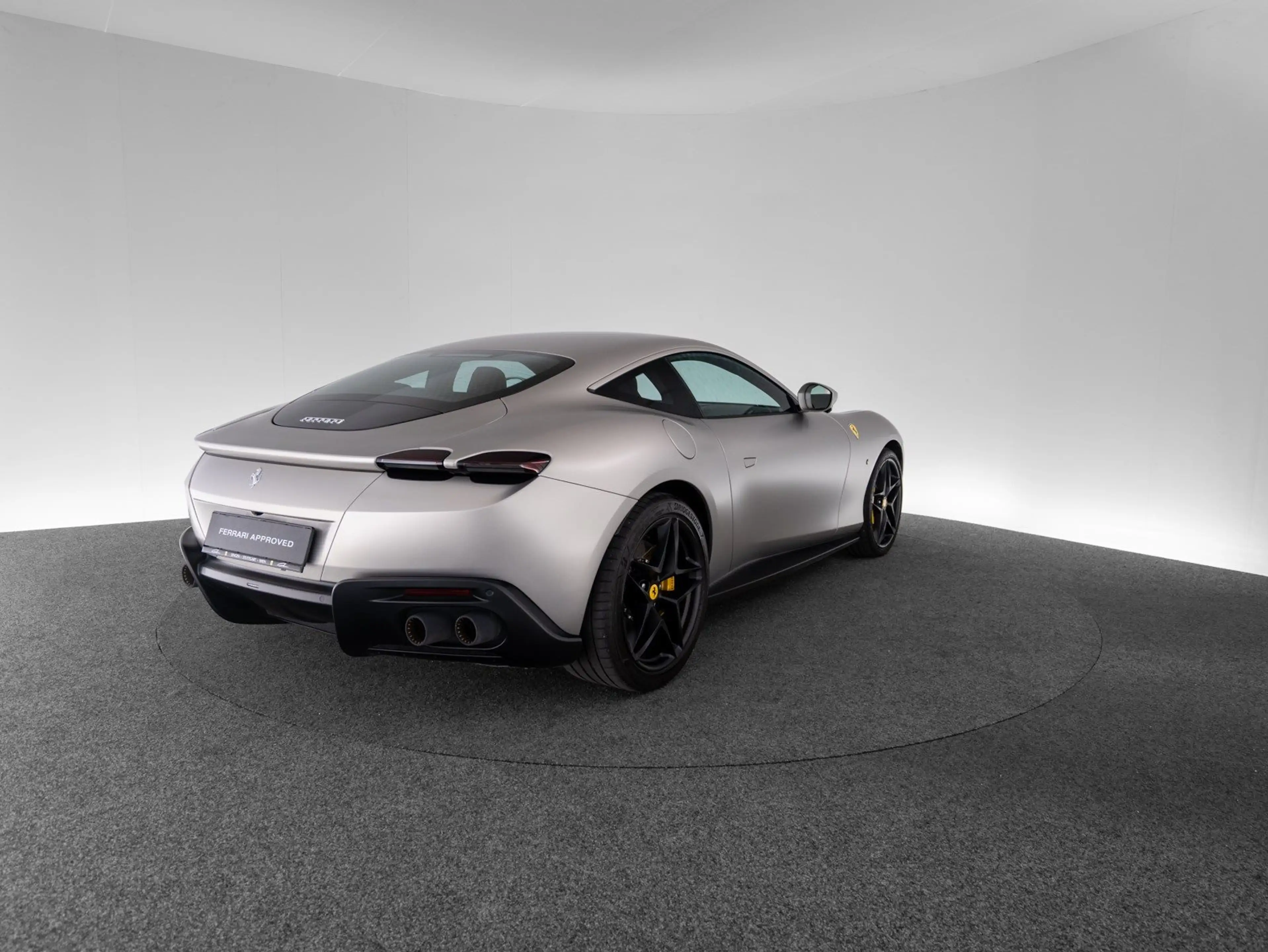 Ferrari Roma — photo 5