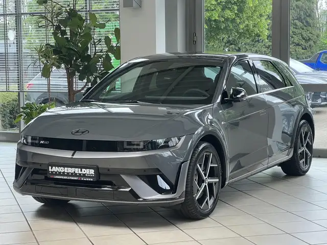 Hyundai Ioniq 5 view 9