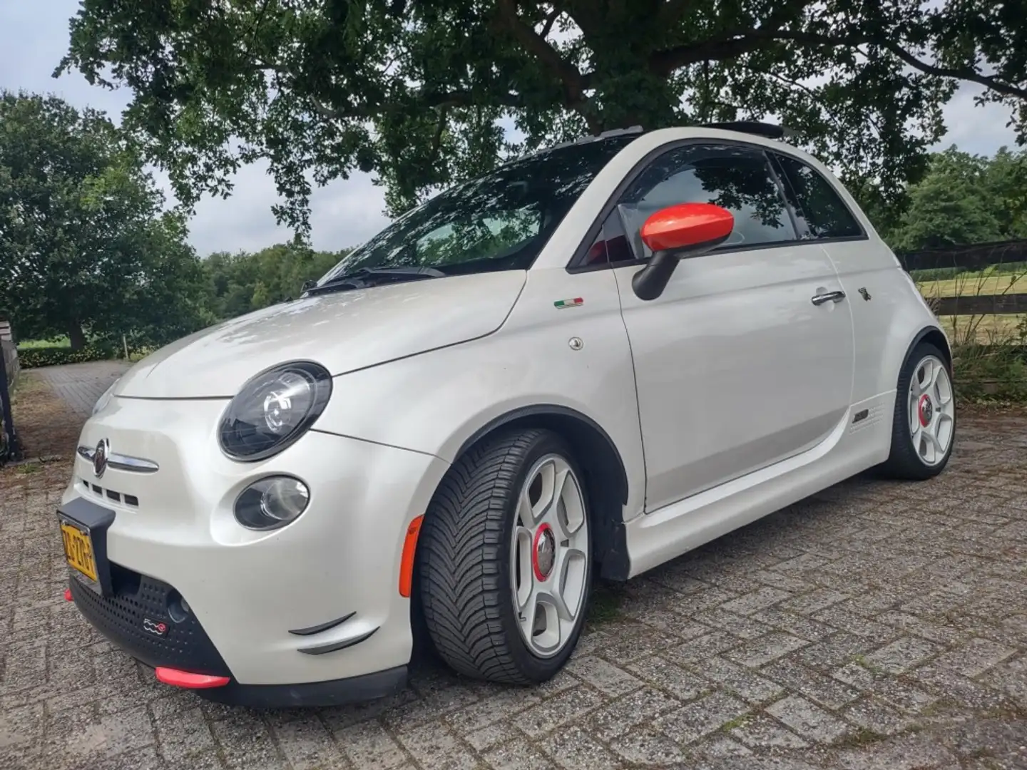 Fiat 500 E- Abarth Look - unieke auto- wacht niet! Wit - 1
