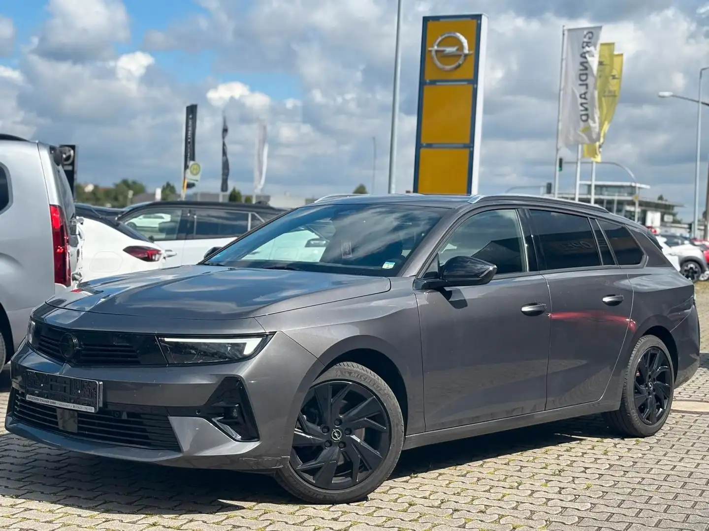 Opel Astra 5-Türer GS 1.2 Turbo S/S 6G *SHZ*LHZ* Grey - 2