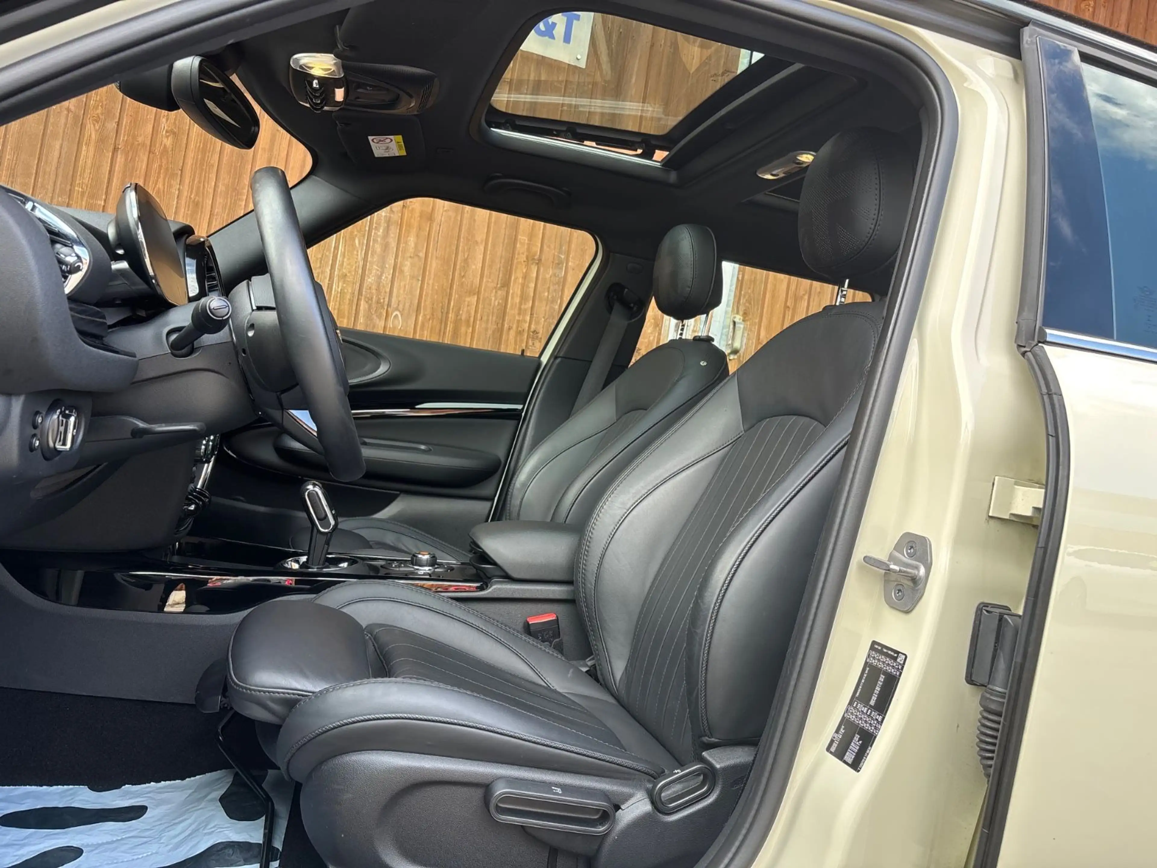MINI Cooper Clubman Navi Panorama Leder — photo 11