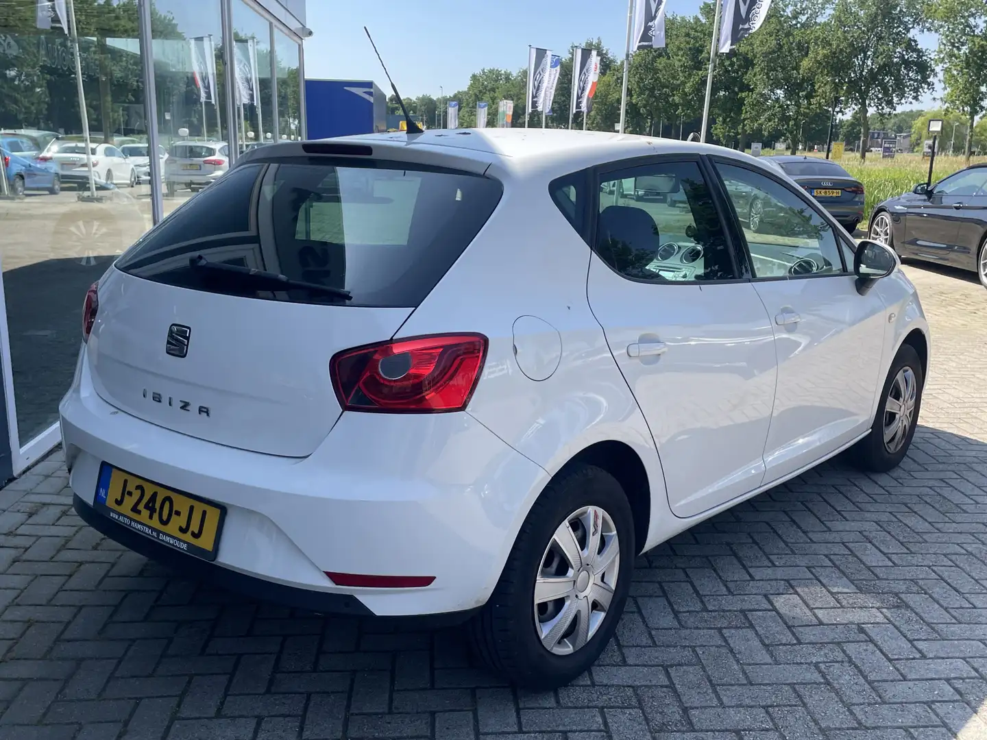 SEAT Ibiza 1.2 Reference Clima / Stoelverwarming / 5-Deurs / Wit - 2