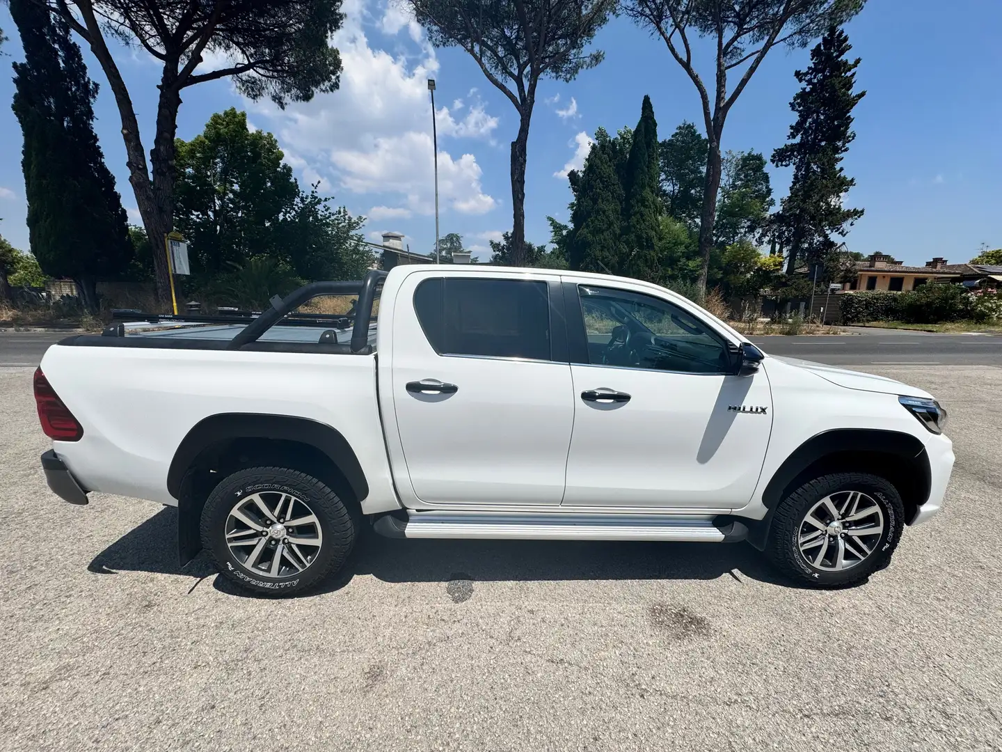 Toyota Hilux Hilux 2.4 d-4d double cab Executive 4wd auto Bianco - 2