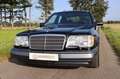Mercedes-Benz E 420 V8, W124, Oldtimer, Traumzustand, VOLL! Noir - thumbnail 13