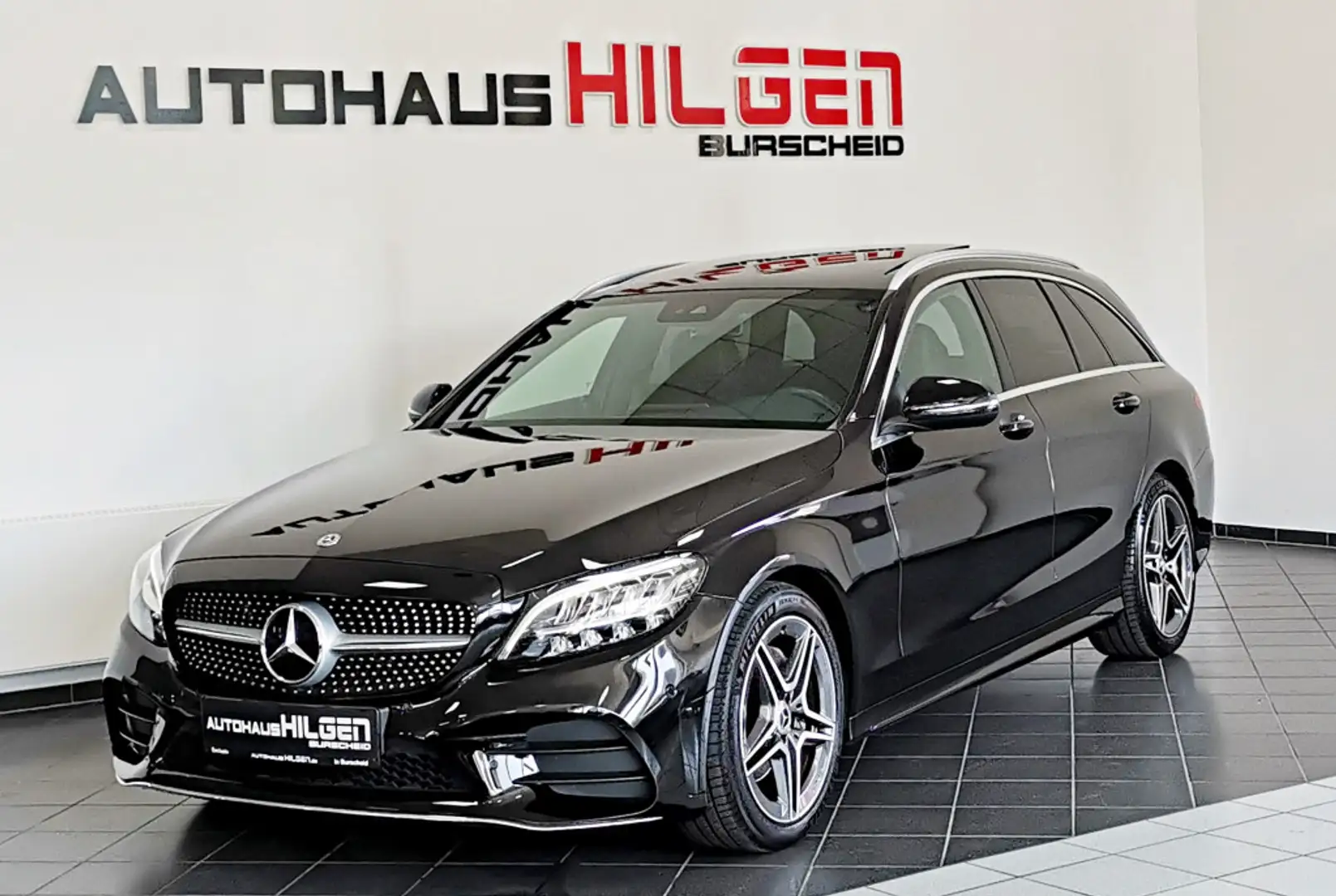 Mercedes-Benz C 220 d T AMG*Widescreen*Pano*R.Ka*Burmester*AHK Noir - 1
