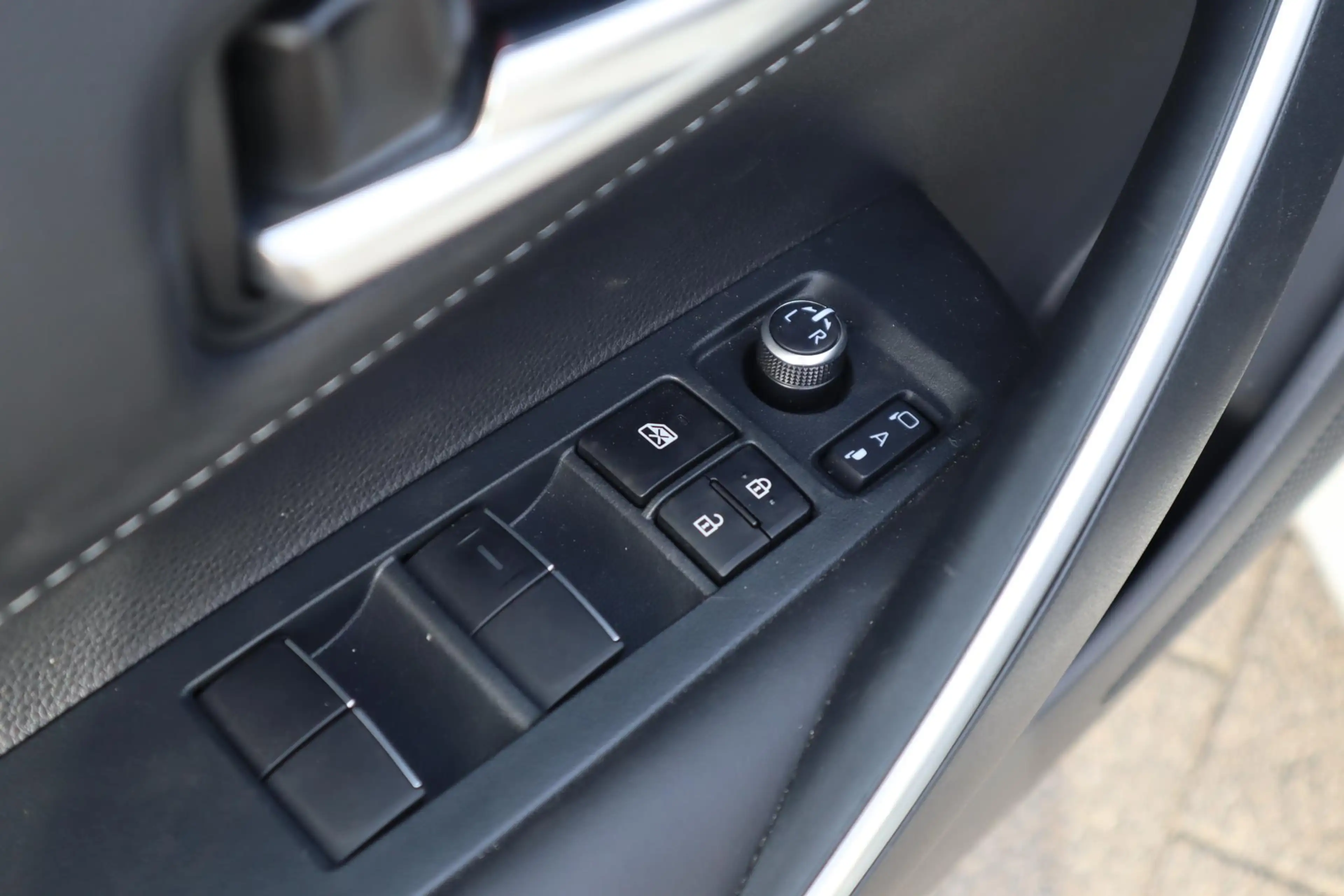 Toyota Corolla Touring Sports Hybrid 140 Dynamic STOEL/STUURVERW. — photo 16