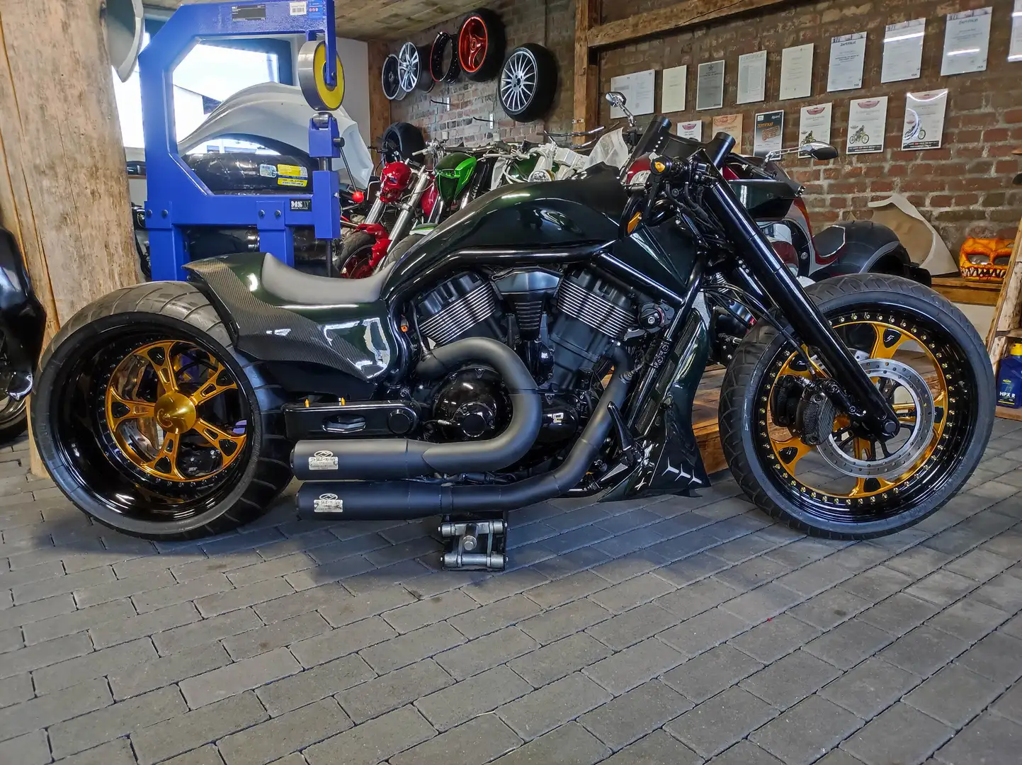 Harley-Davidson VRSC Night Rod Special Grün - 1