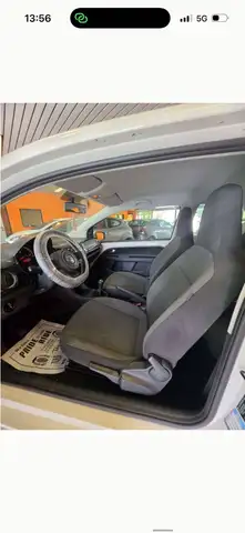 Volkswagen up! view 7