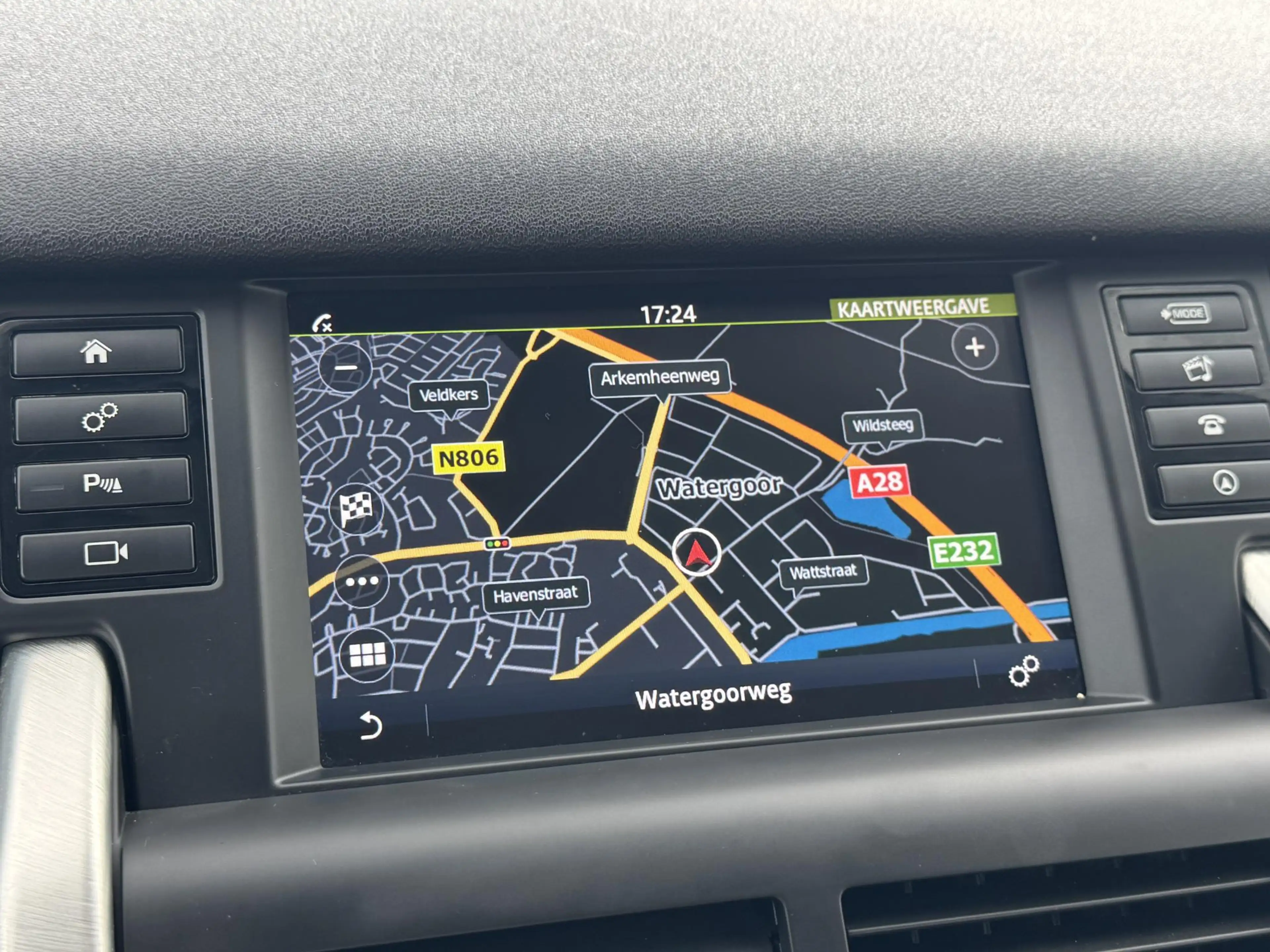 Land Rover Discovery Sport 2.0 Si4 4WD HSE Luxury LEDER | TREKHAAK | CAMERA — photo 11