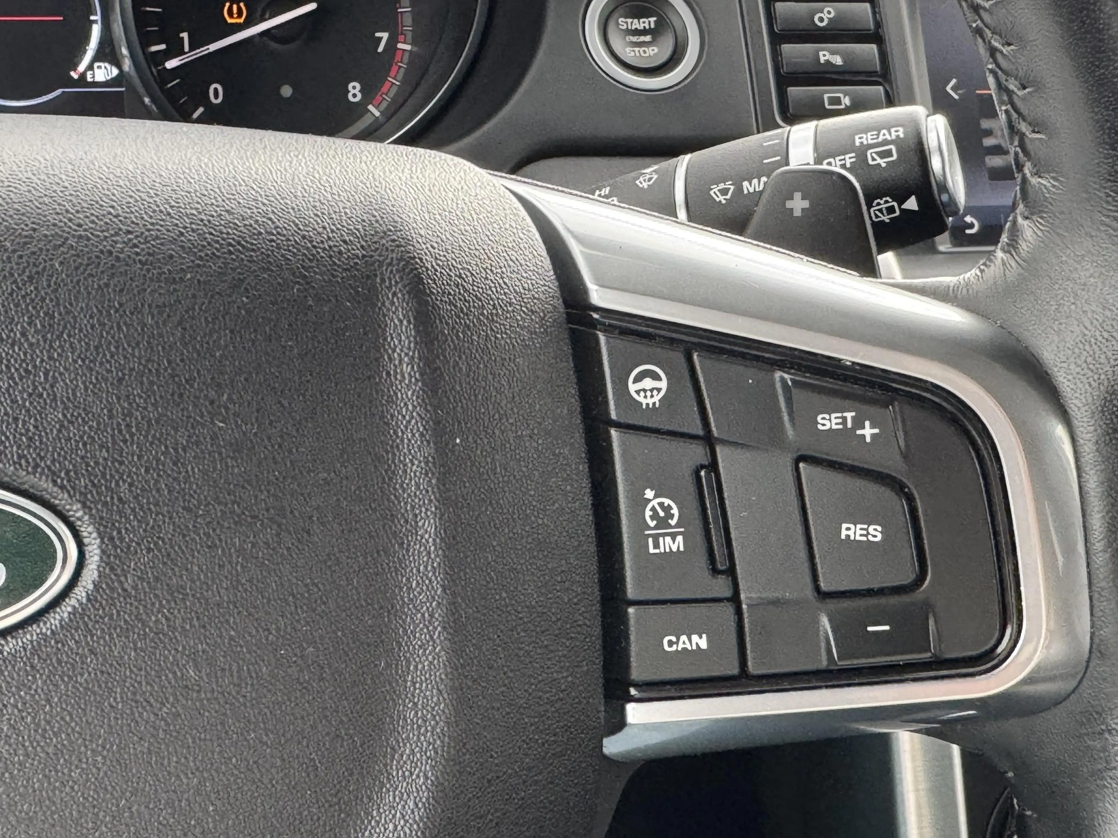 Land Rover Discovery Sport 2.0 Si4 4WD HSE Luxury LEDER | TREKHAAK | CAMERA — photo 19