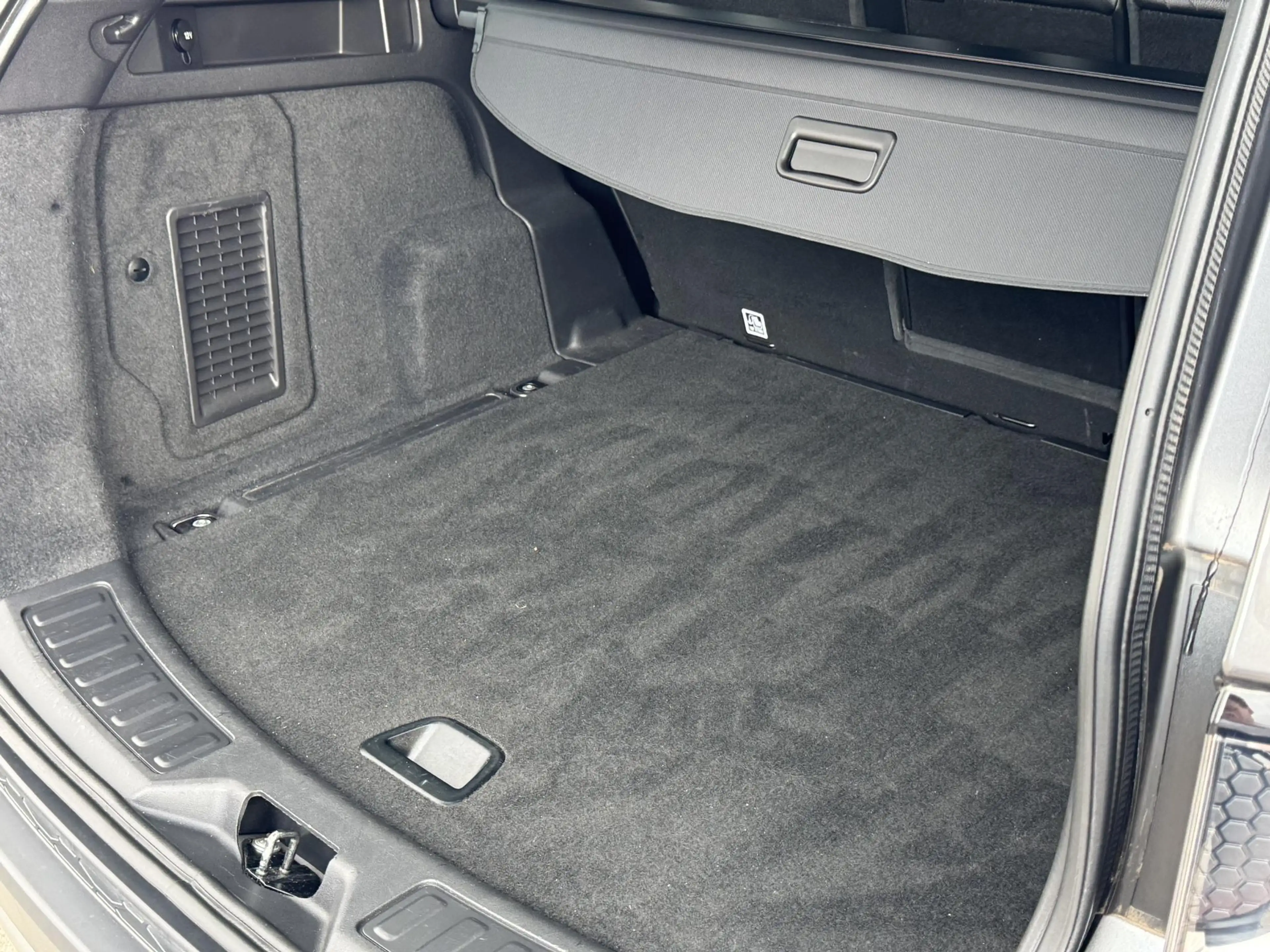 Land Rover Discovery Sport 2.0 Si4 4WD HSE Luxury LEDER | TREKHAAK | CAMERA — photo 25