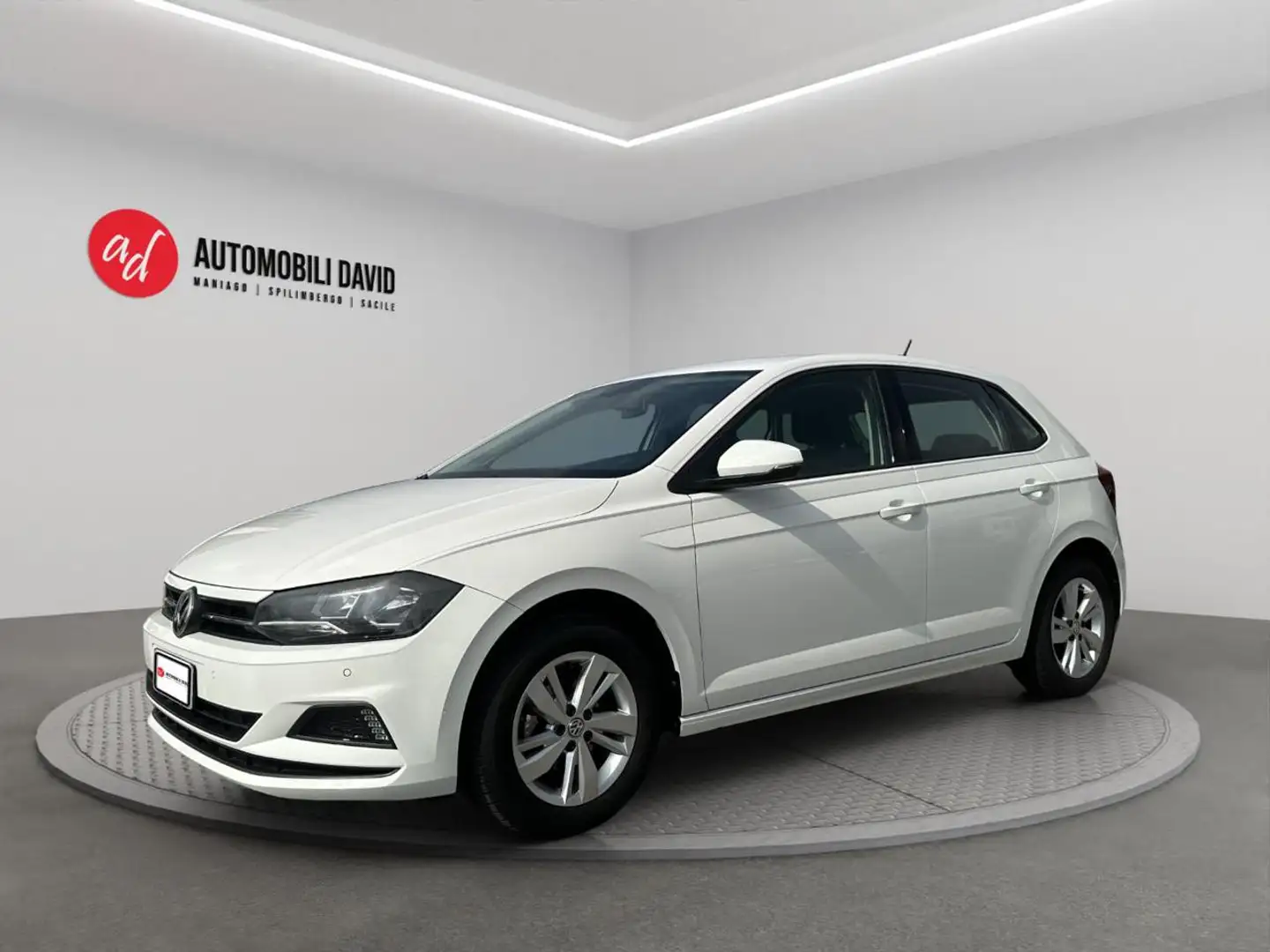 Volkswagen Polo 1.0 MPI 75 CV 5p. Comfortline Bianco - 1