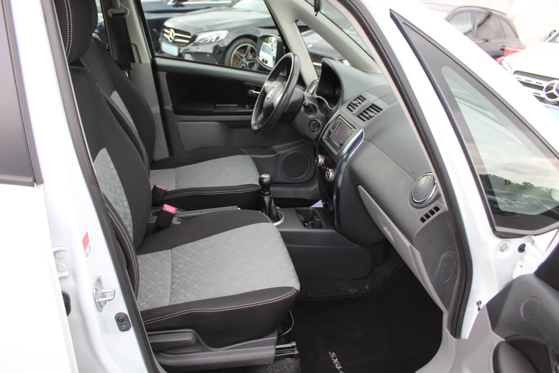 Suzuki SX4 SX4 Classic City+ TÜV+Service NEU+Sitzheizung+PDC — photo 4