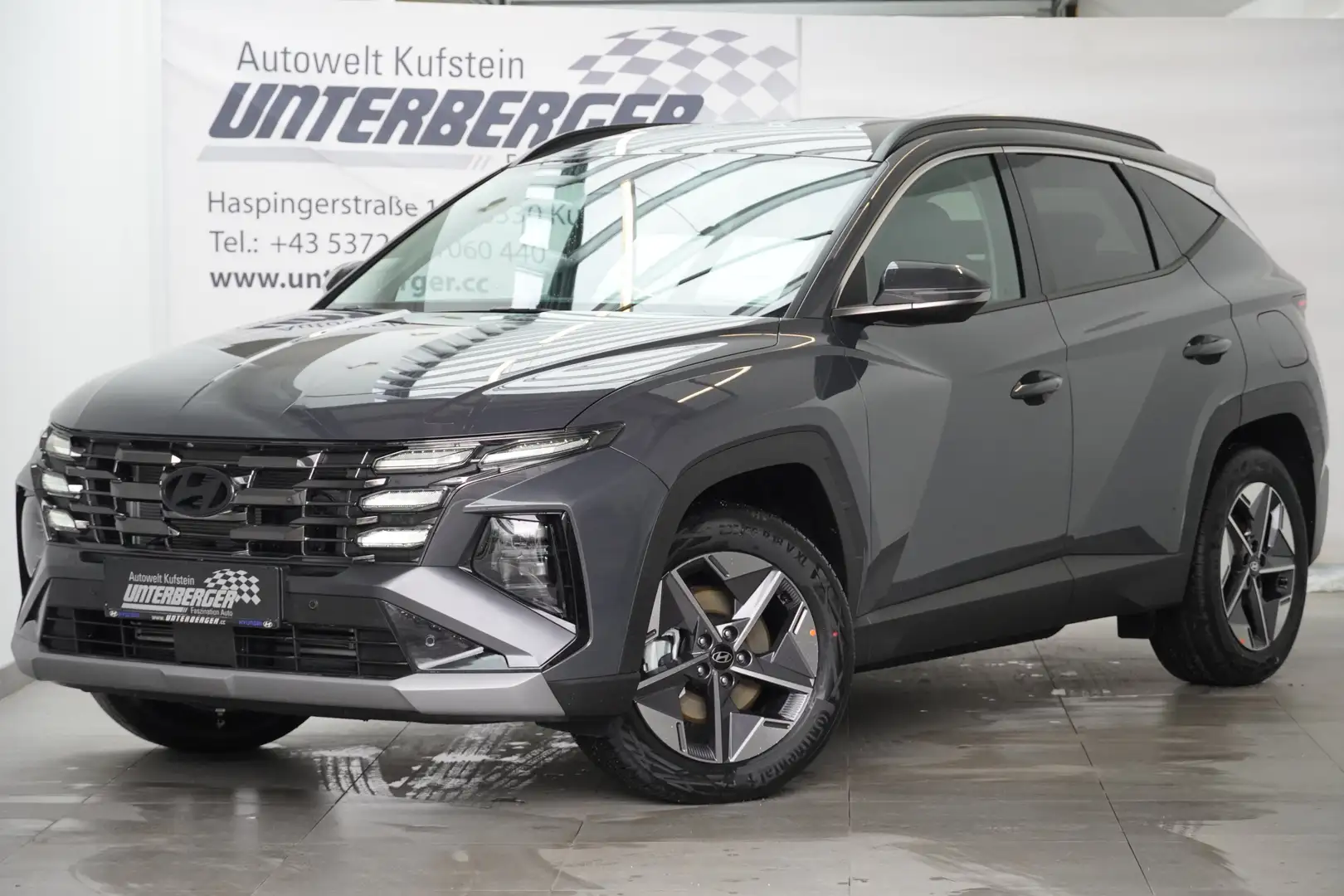 Hyundai TUCSON NX4 GO Plus 1,6 T-GDi PHEV 4WD AT Grau - 1