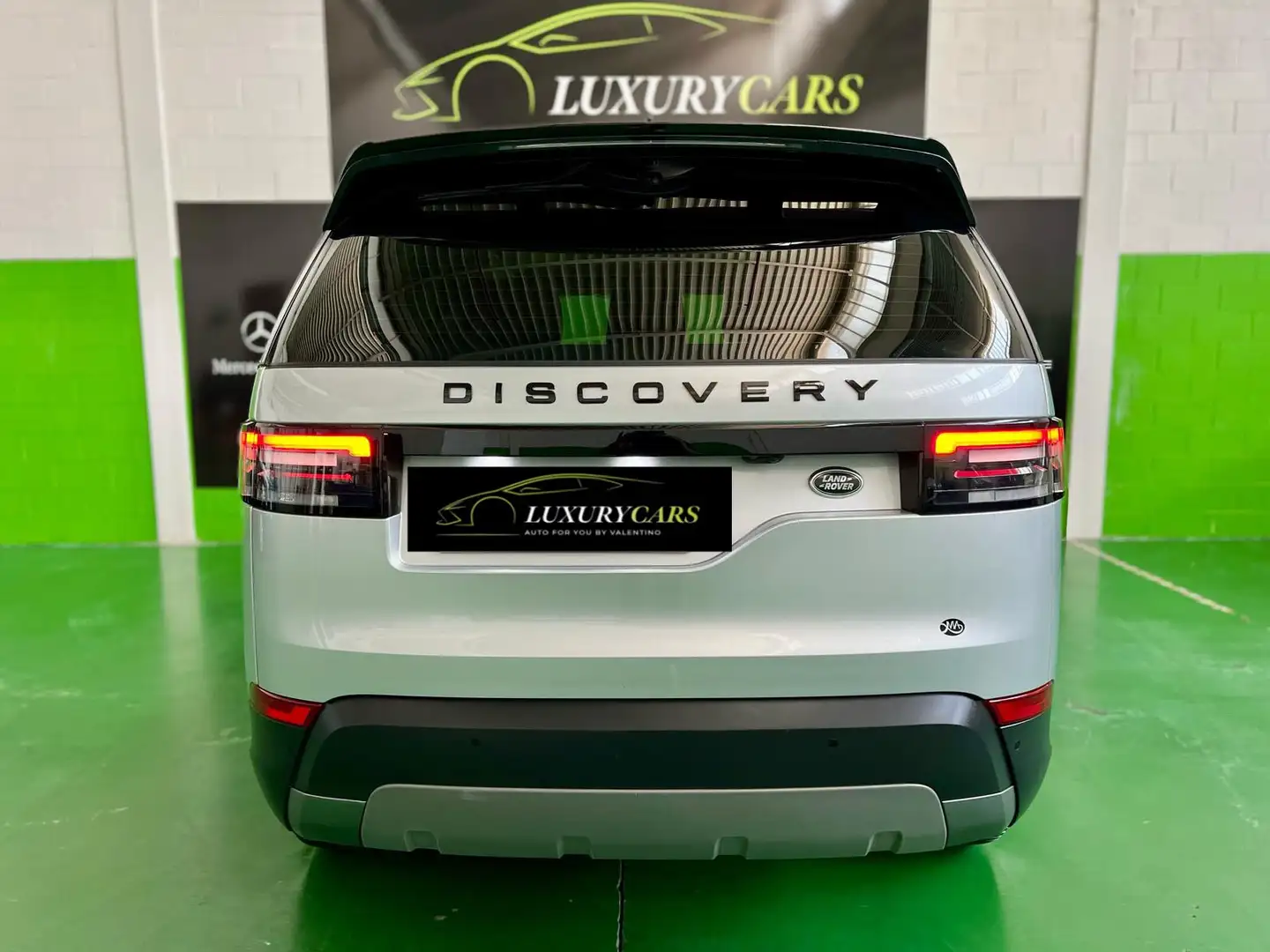Land Rover Discovery 2.0 SD4 240 CV HSE Luxury Grigio - 2