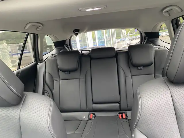 Subaru OUTBACK 2.5i PLATINUM =PREMIUM  8 .GAR Mod26* LAST CHANCE!