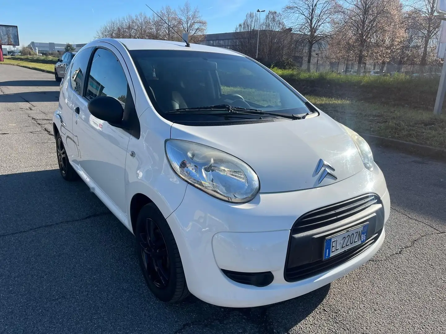 Citroen C1 1.0 3 porte Attraction Белый - 2